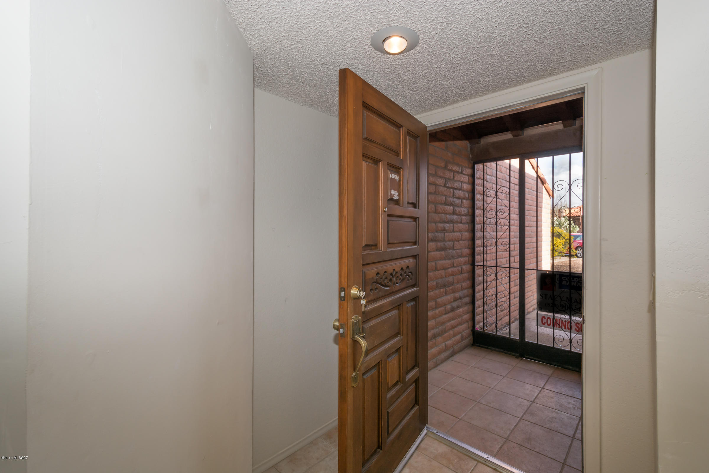 La Cholla Hills(1-313) - Residential