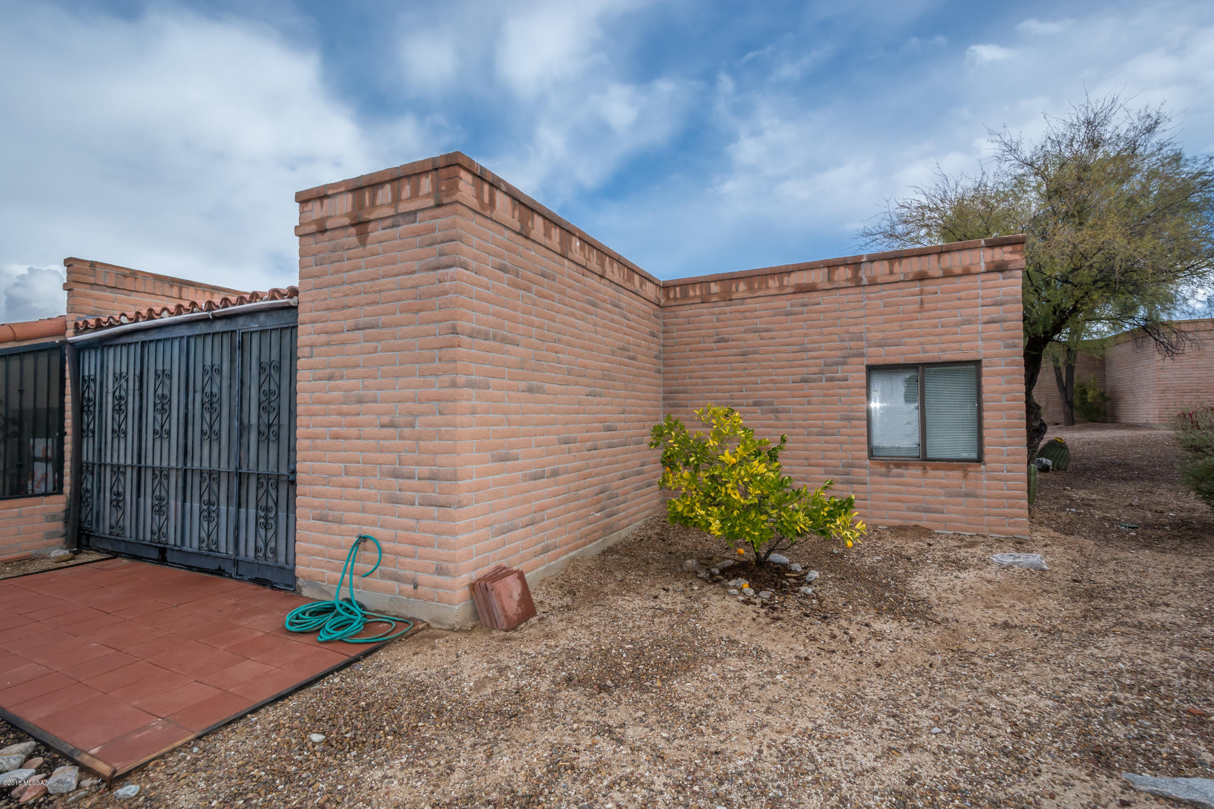 La Cholla Hills(1-313) - Residential