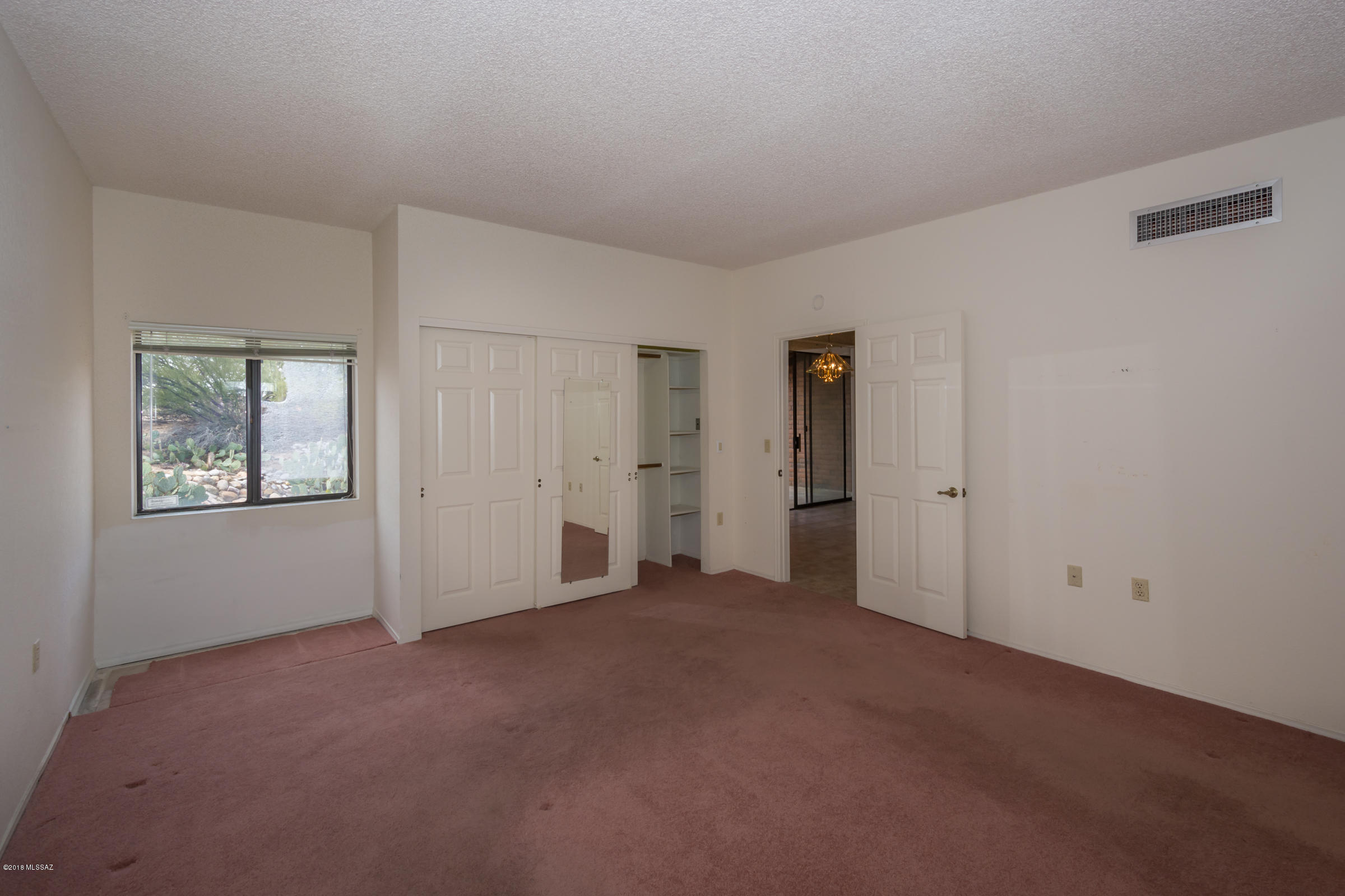 La Cholla Hills(1-313) - Residential