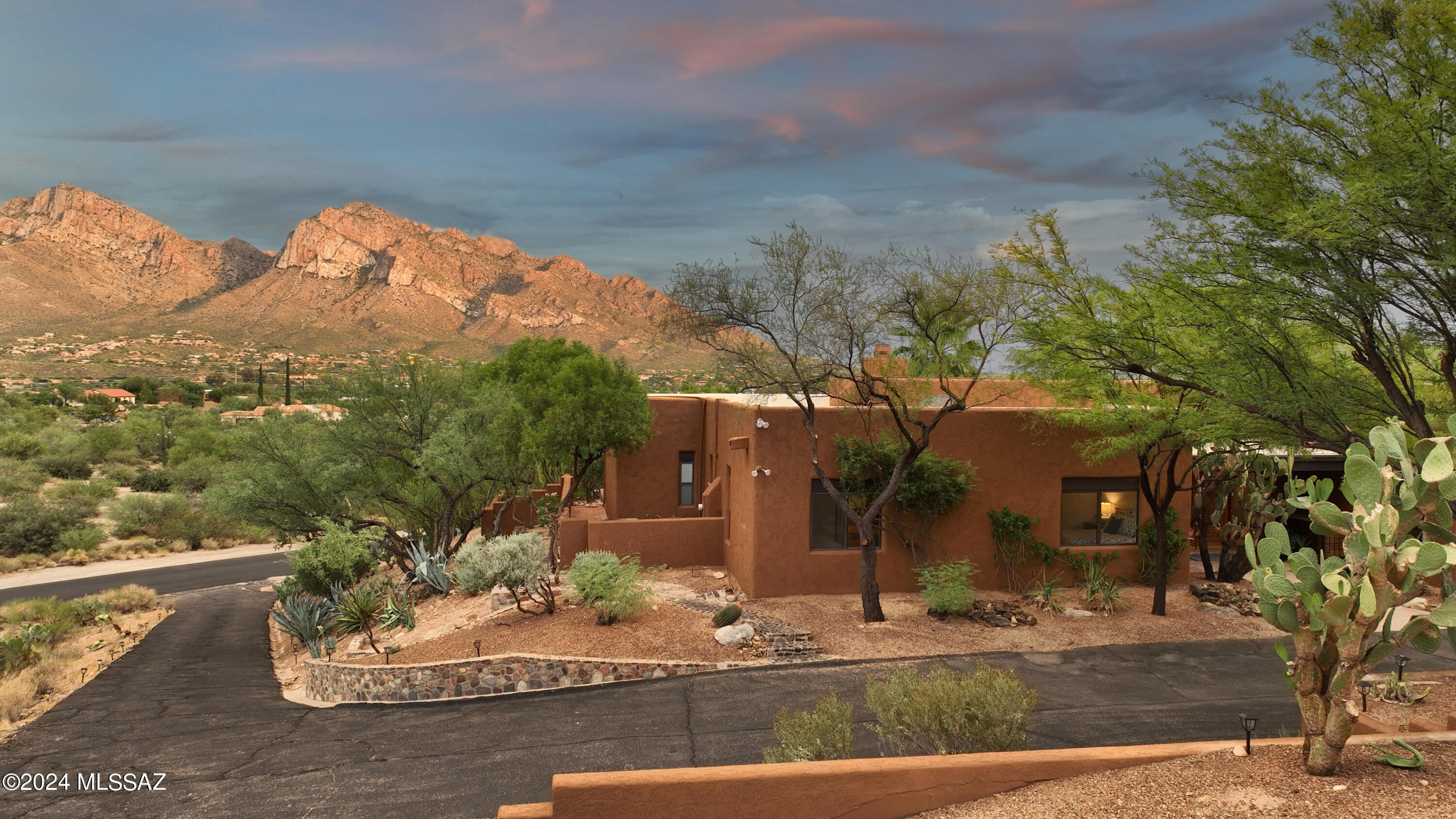 Monte Del Oro (1-187) - Residential