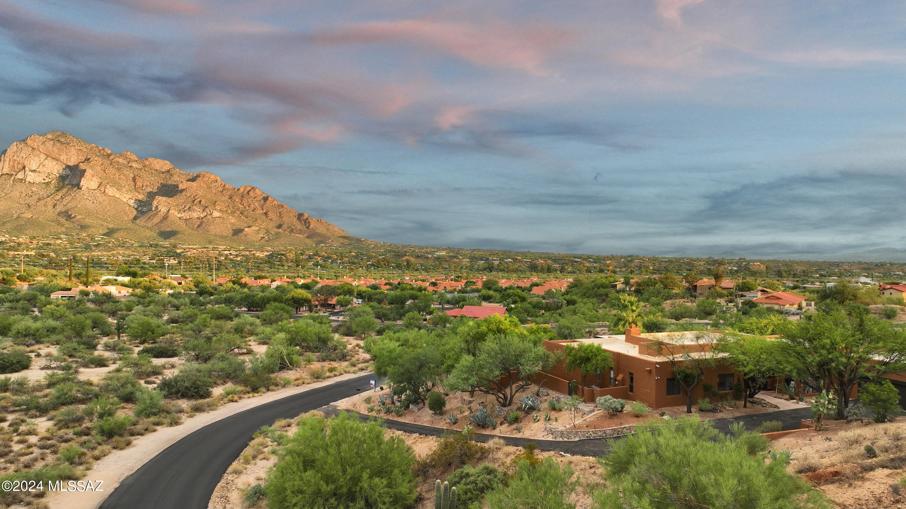 Monte Del Oro (1-187) - Residential