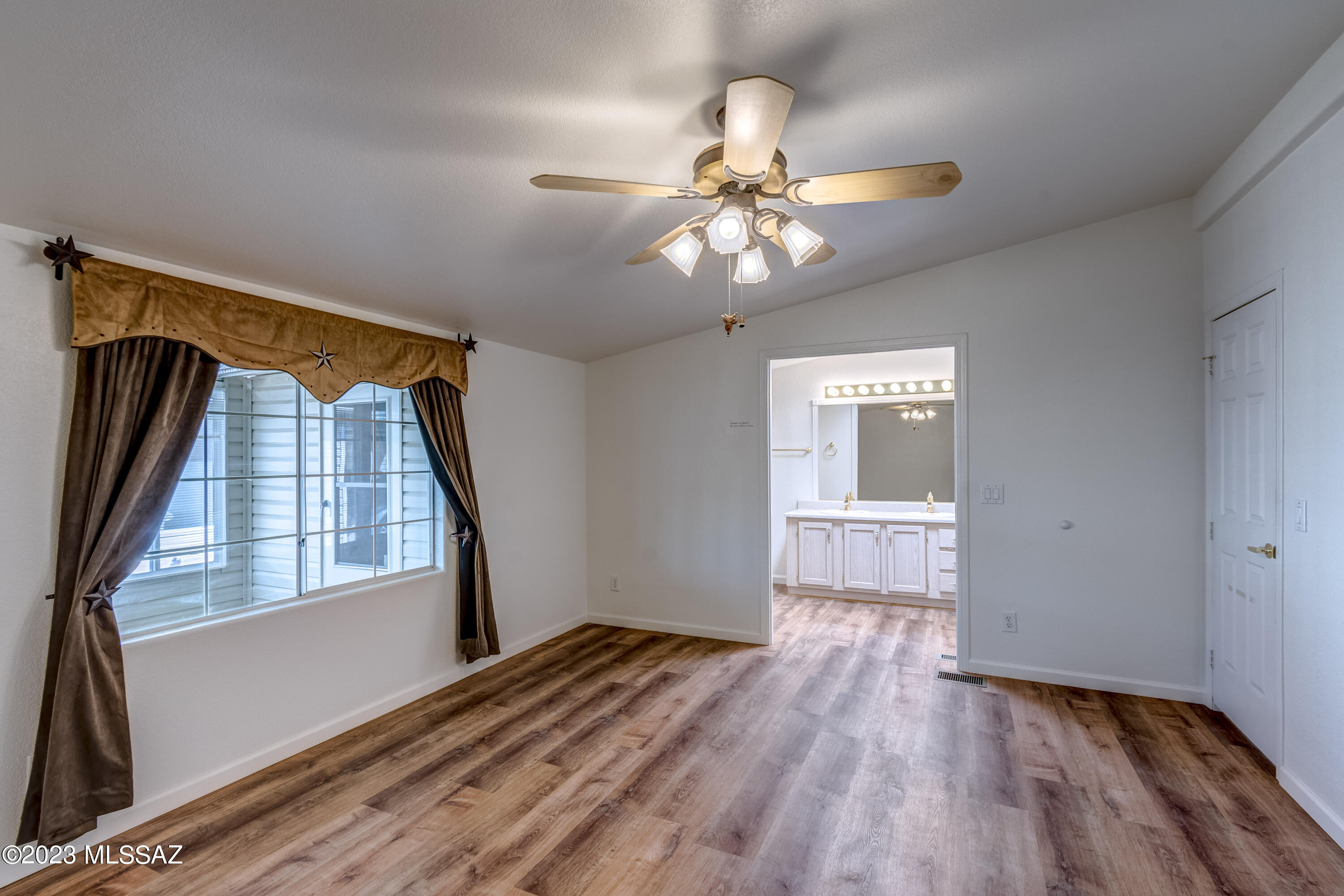 Copper Crest (1-127) - Residential