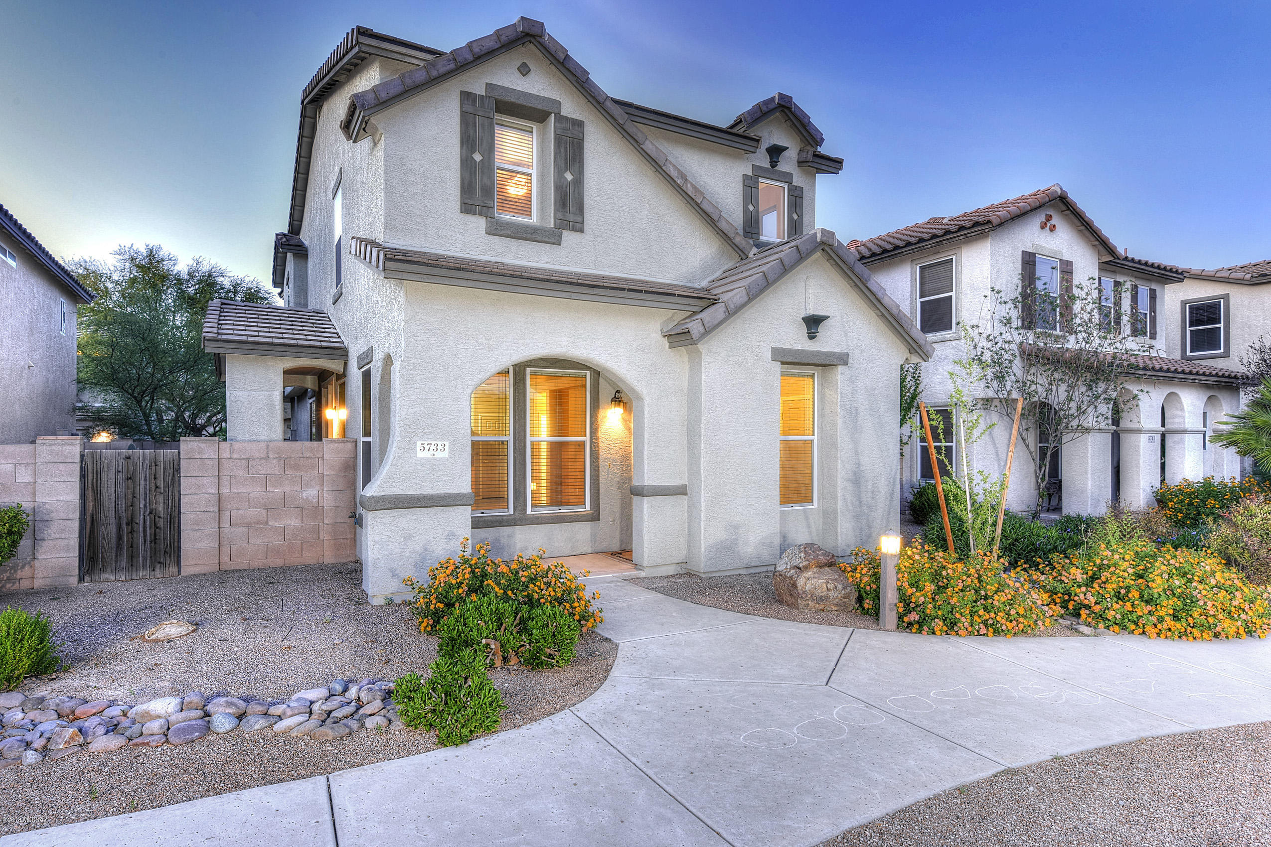 Catalina Vistas - Residential