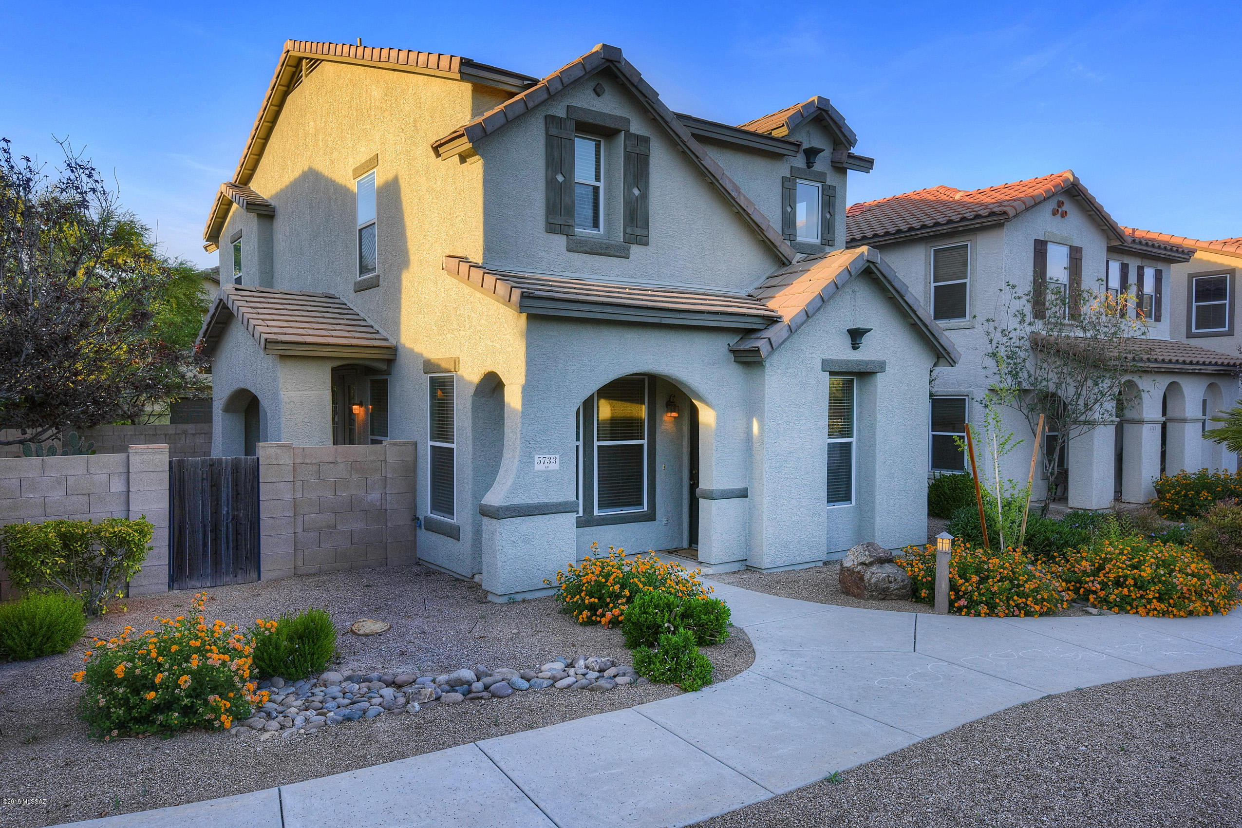 Catalina Vistas - Residential