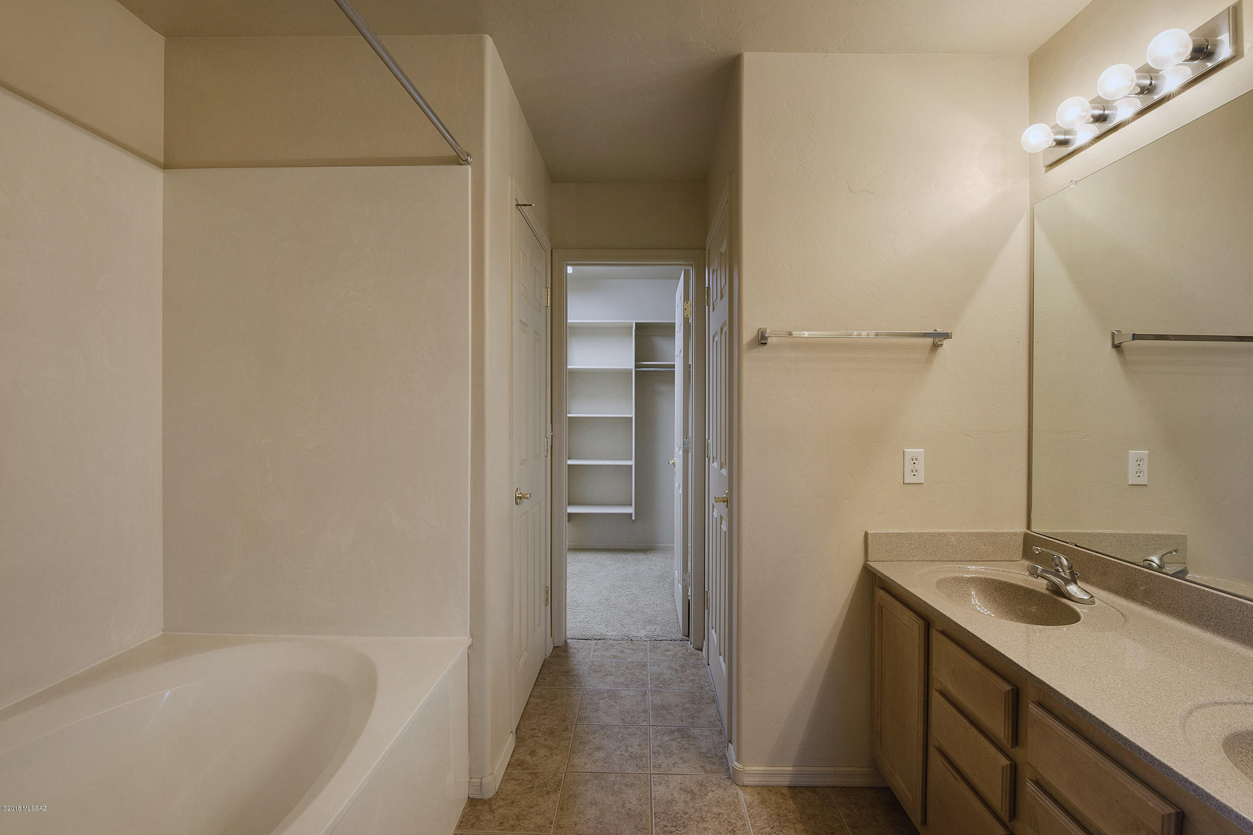Catalina Vistas - Residential