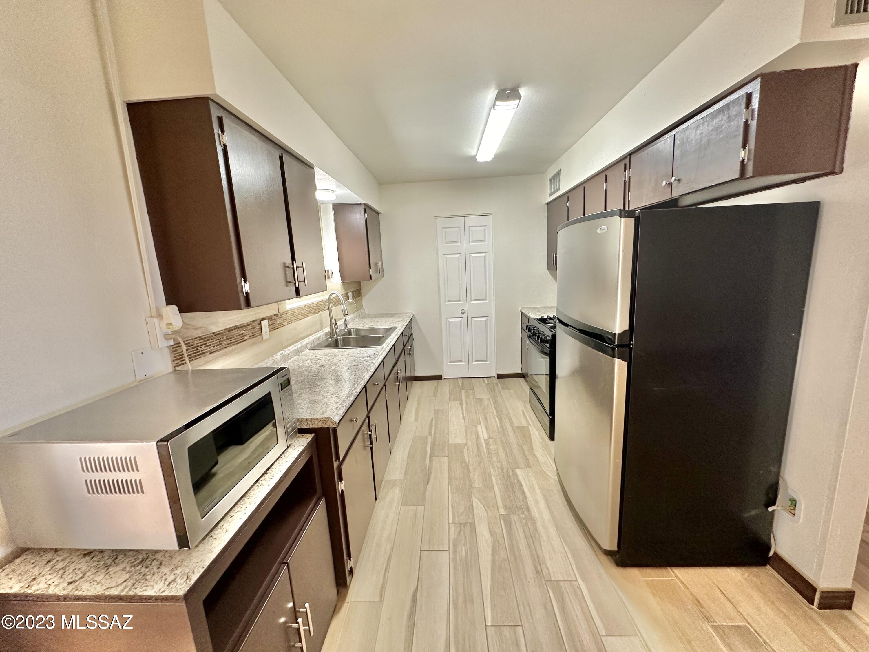Oracle Village Estates - Residential Lease