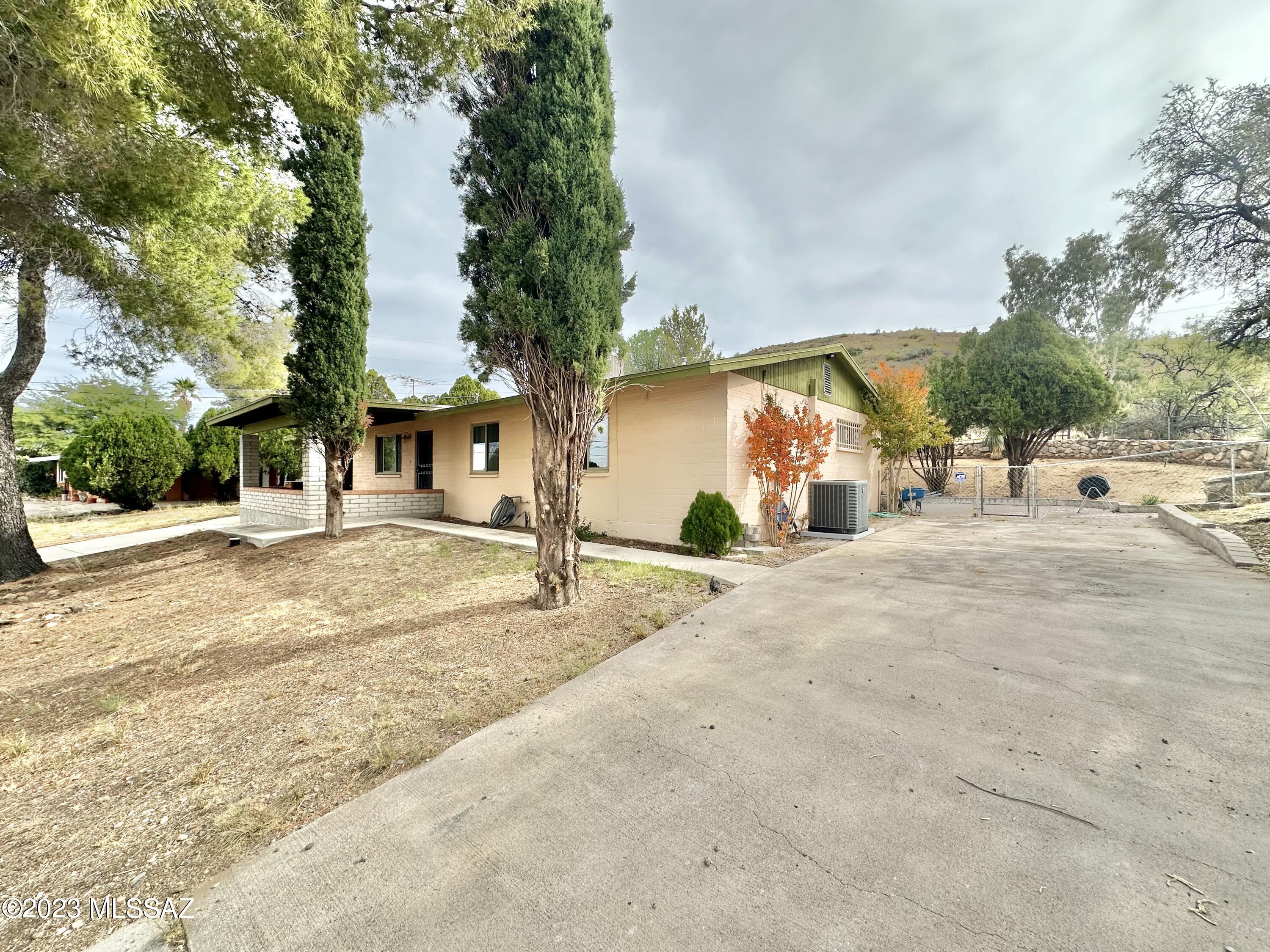Oracle Village Estates - Residential Lease