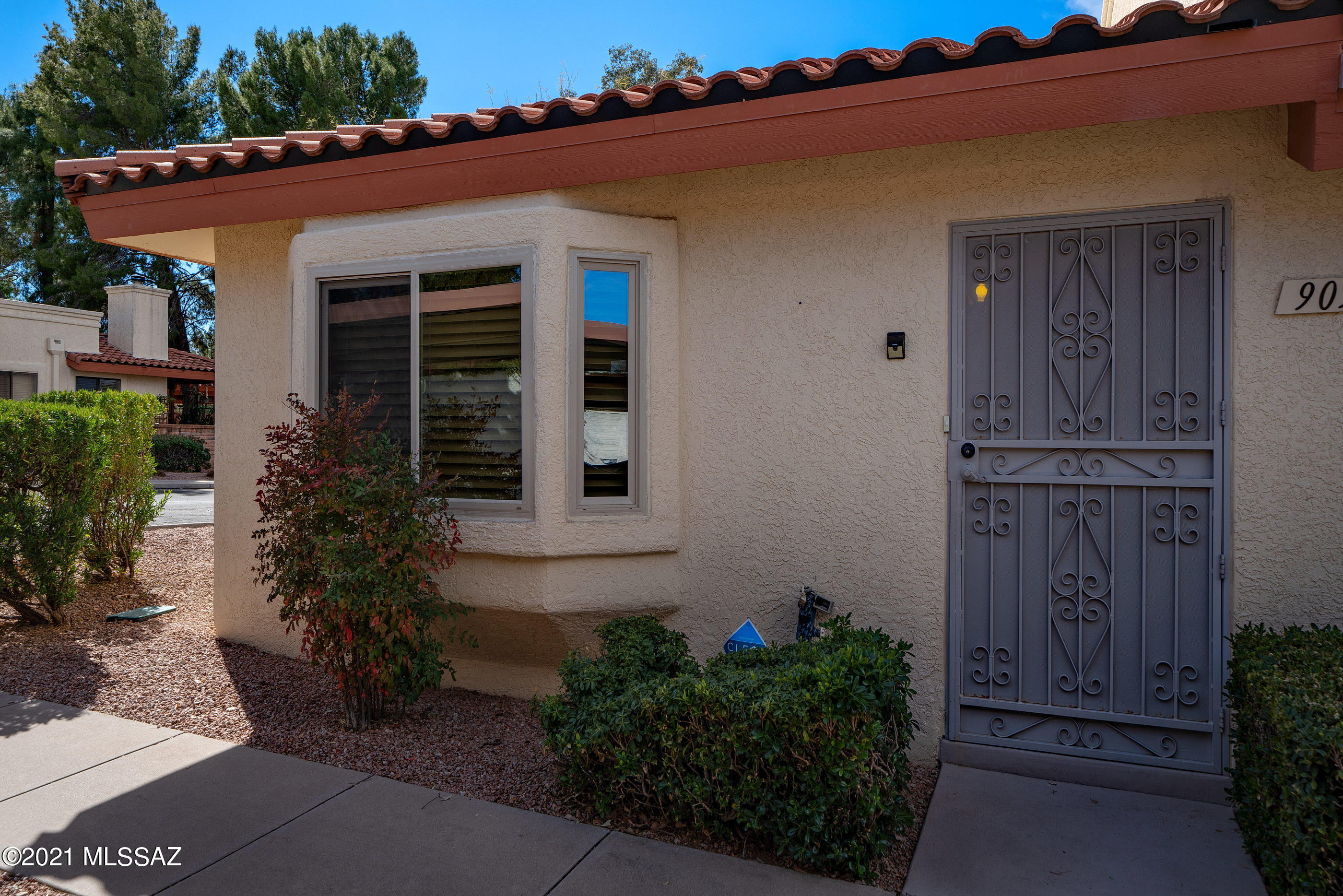 Very cute, well maintained unit, tucked away in a private corner of a pride of ownership development. Steps away from community pool. An end unit for light and privacy. New windows, flooring and clean as a whistle! Watch the sunrise from the patio in the morning and enjoy the flower beds all day long.