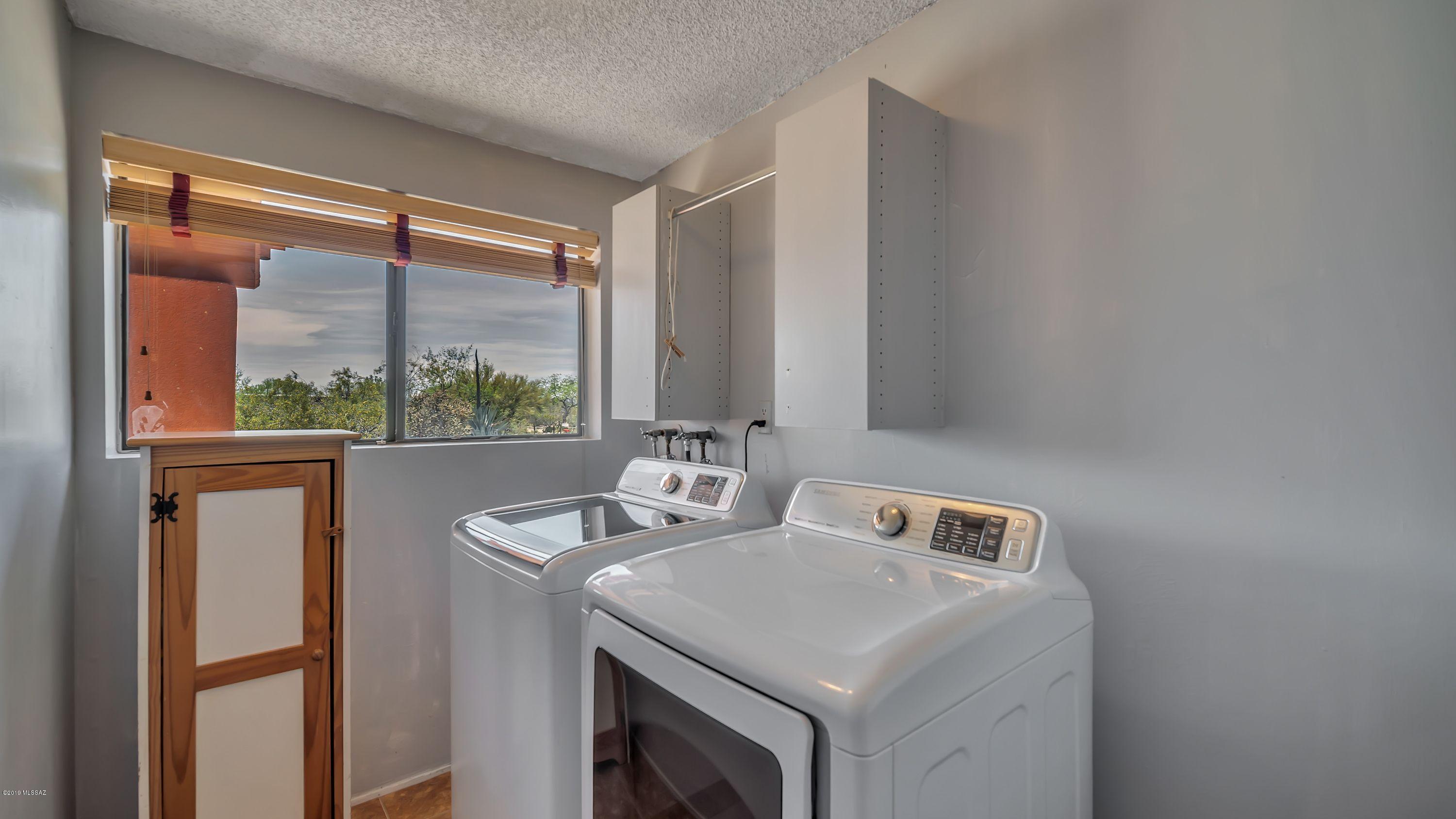 Tres Lomas East  (1-71) - Residential