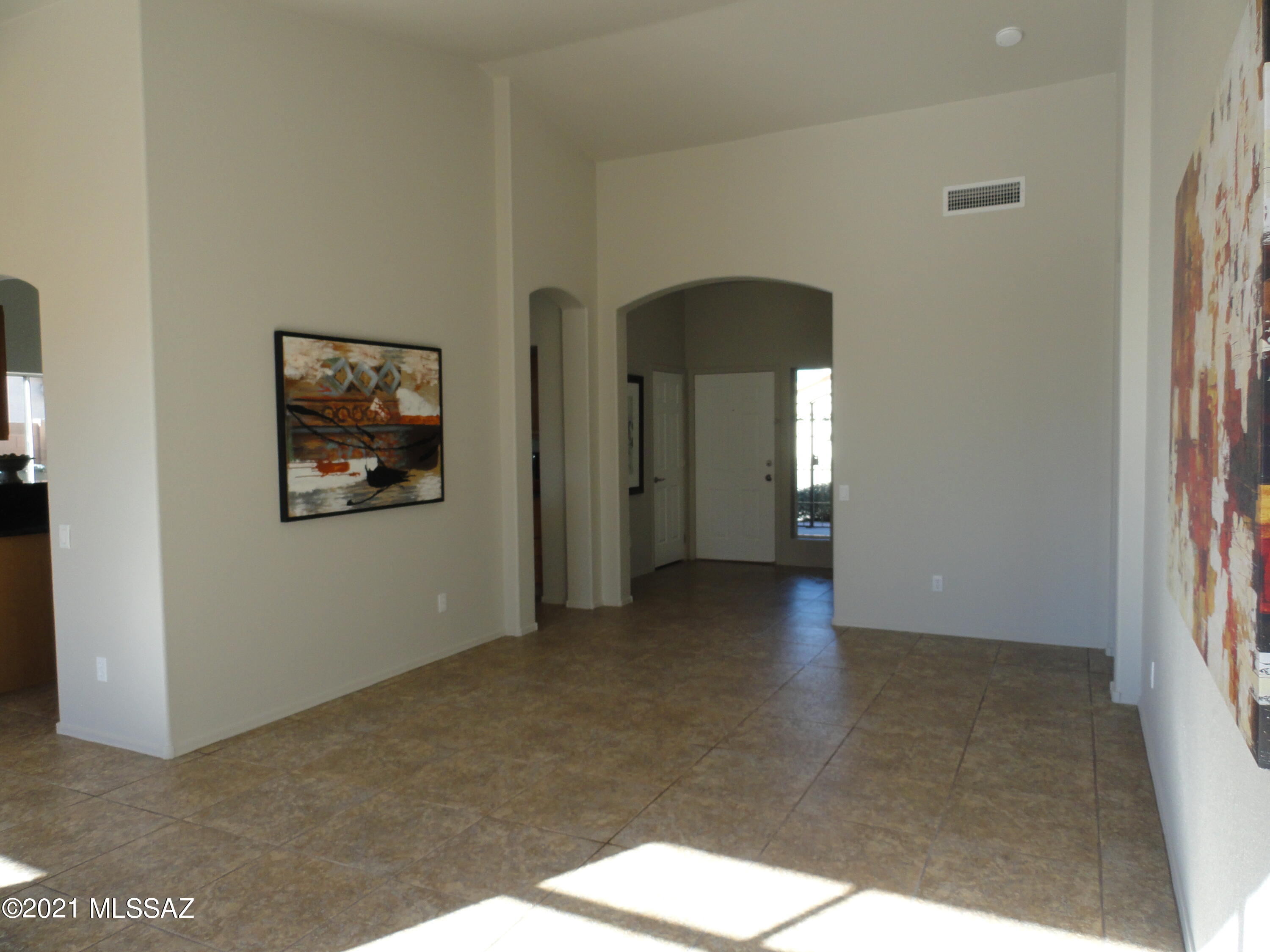 Hacienda Del Oro (1-879) - Residential