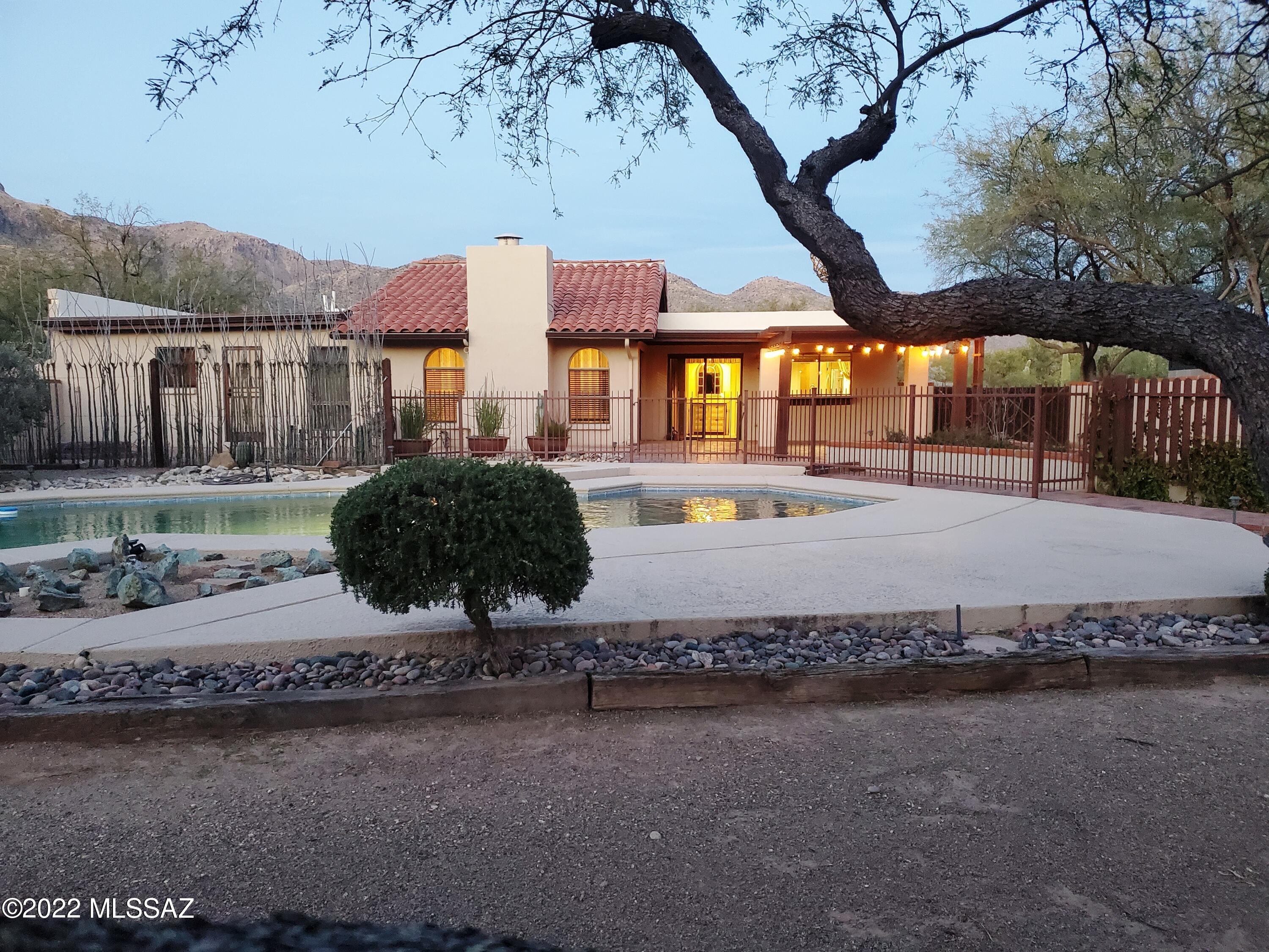 Catalina Madre (1-70) - Residential