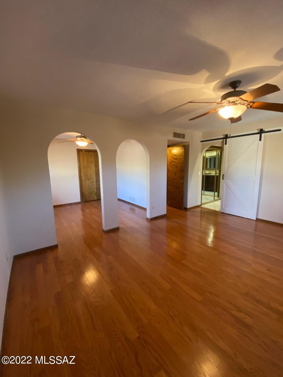 Catalina Madre (1-70) - Residential