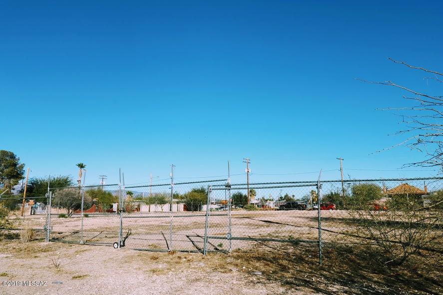 Build your dreamhome in Barrio Santa Rosa!  One of four adjacent lots which form the corner of 20th St and 7th Ave in one of Tucson's oldest neighborhoods.   Zoned R3, this is your  opportunity for a spacious (6098 sf) lot in the barrio and life downtown! Or buy all four for a cluster of homes, or townhomes or casitas.  Visit Development Services to explore the possibilities.   Utilities at the street.  Note the newer home to the south of these lots, recently completed custom,  closed over 500k.   Don't miss this opportunity, as there is very little land left in downtown Tucson!