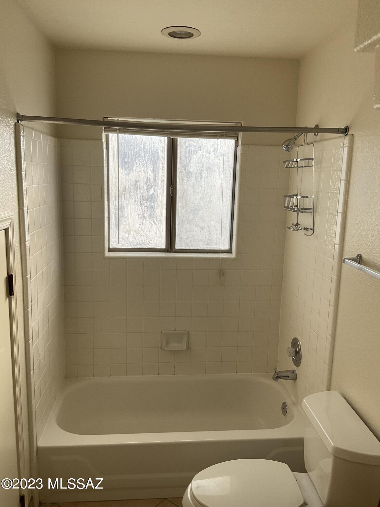 Saddlewood Estates (65-138) - Residential Lease