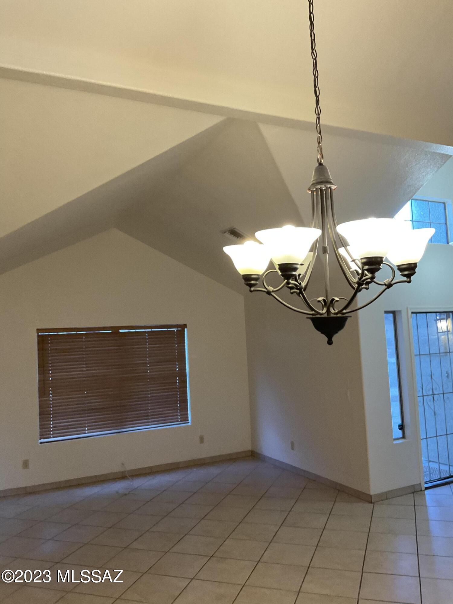 Saddlewood Estates (65-138) - Residential Lease