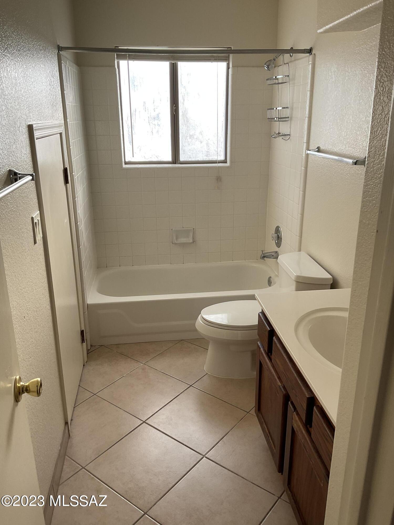 Saddlewood Estates (65-138) - Residential Lease