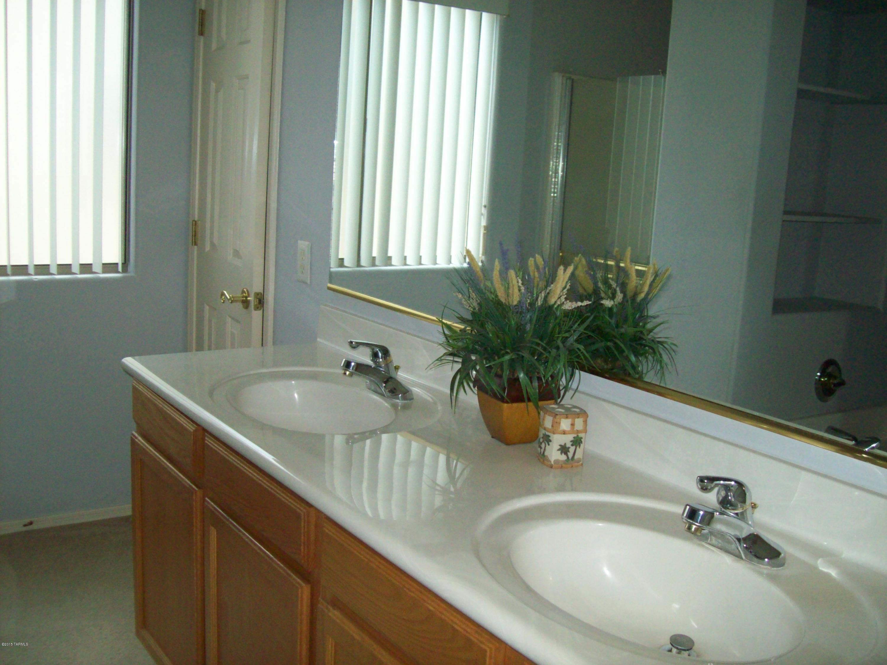 The Villages At Dove Mountain (114-234) - Residential Lease