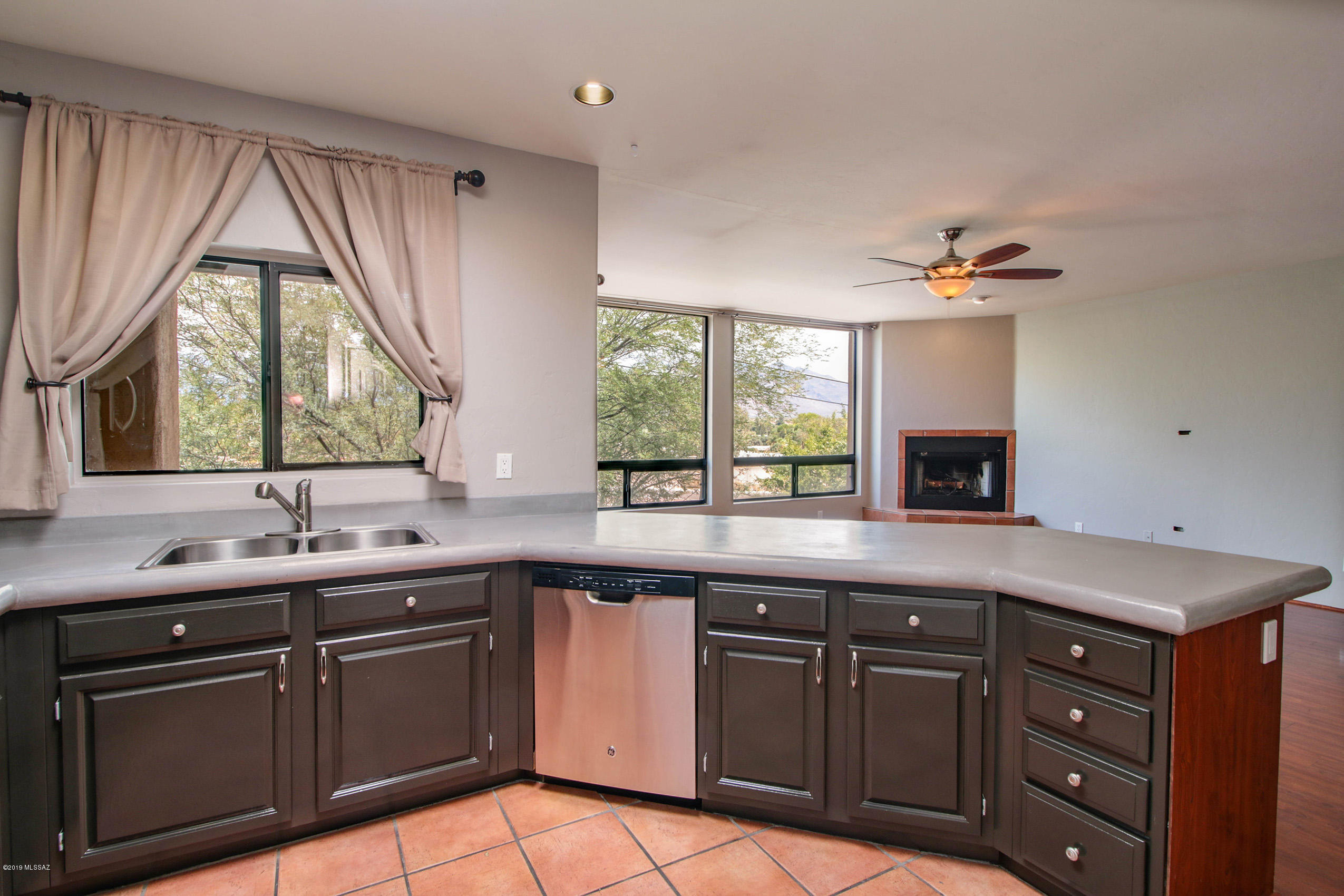 Fairway Terrace Condos. (Units 1-30) - Residential Lease