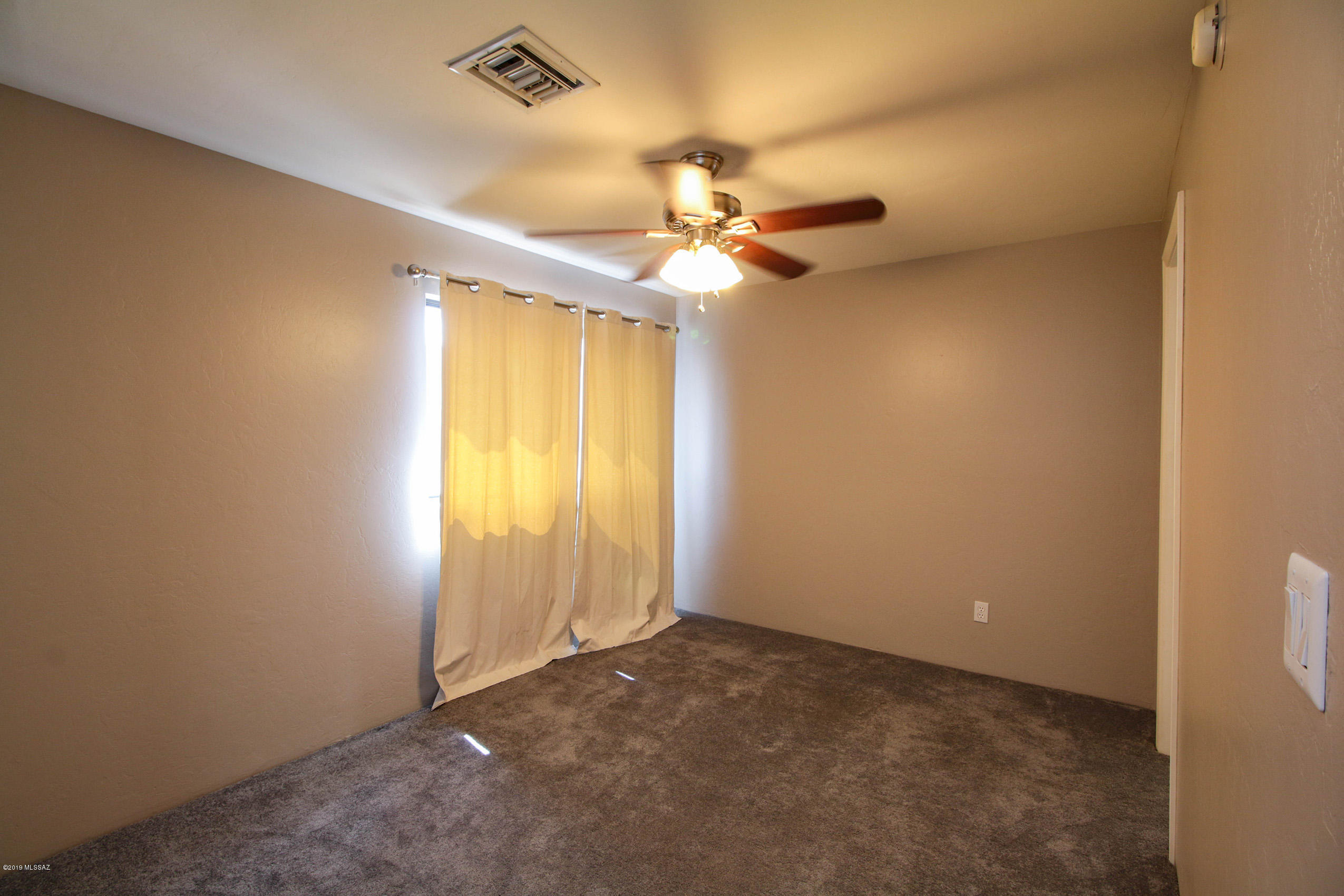 Fairway Terrace Condos. (Units 1-30) - Residential Lease