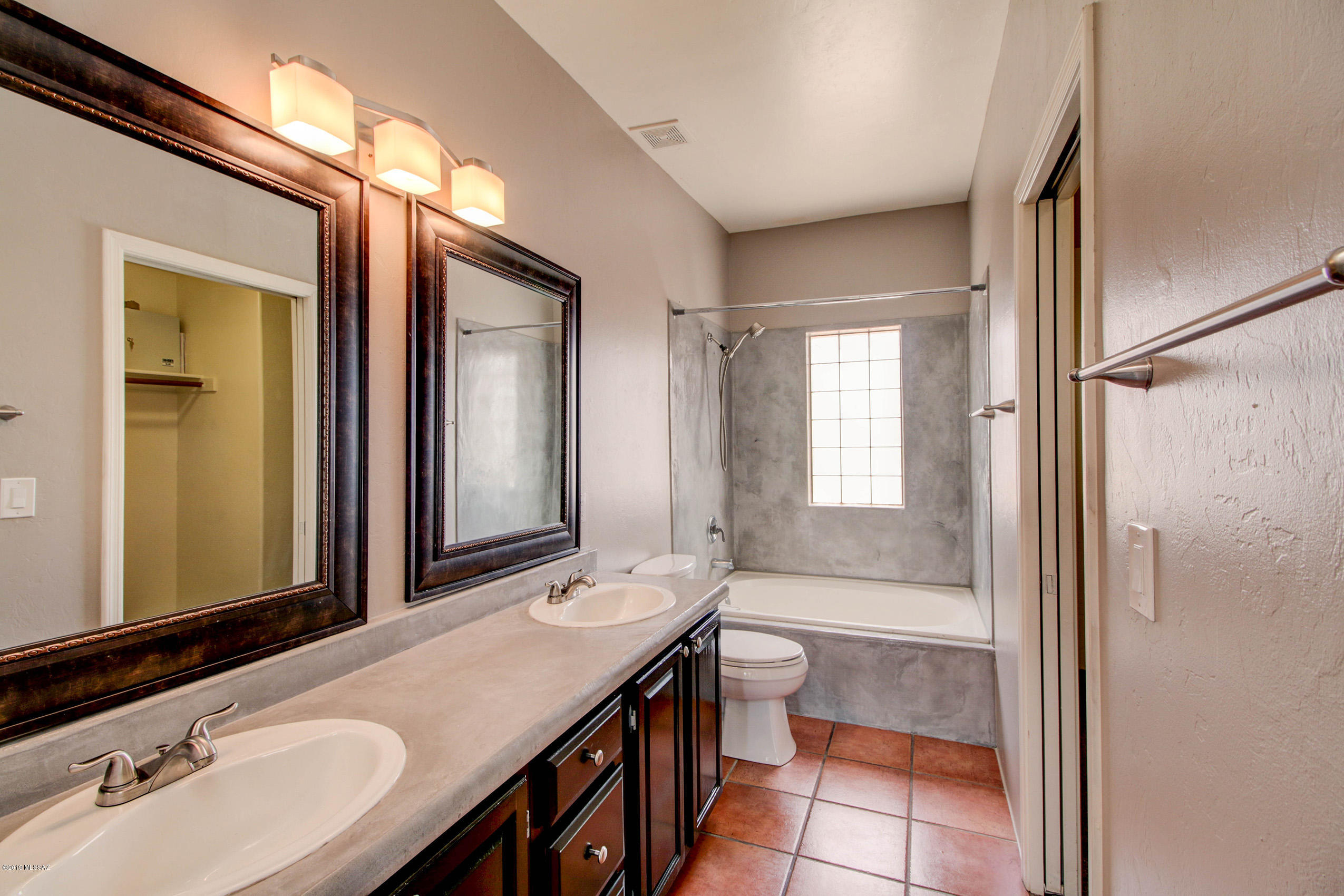Fairway Terrace Condos. (Units 1-30) - Residential Lease