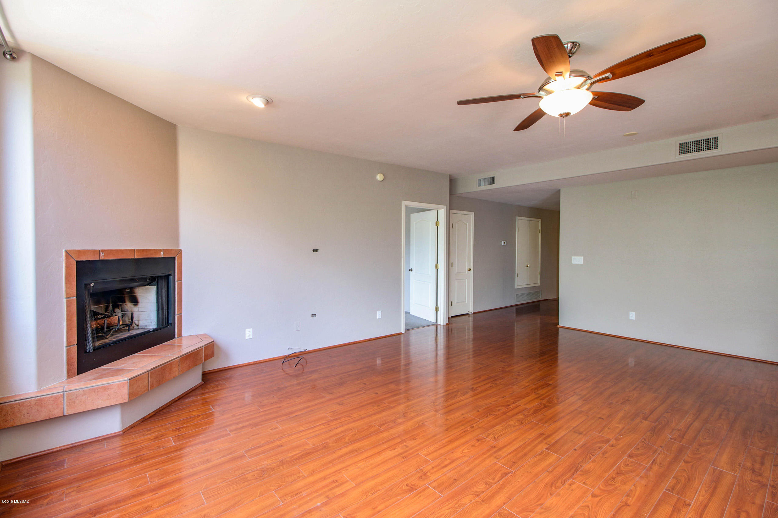 Fairway Terrace Condos. (Units 1-30) - Residential Lease