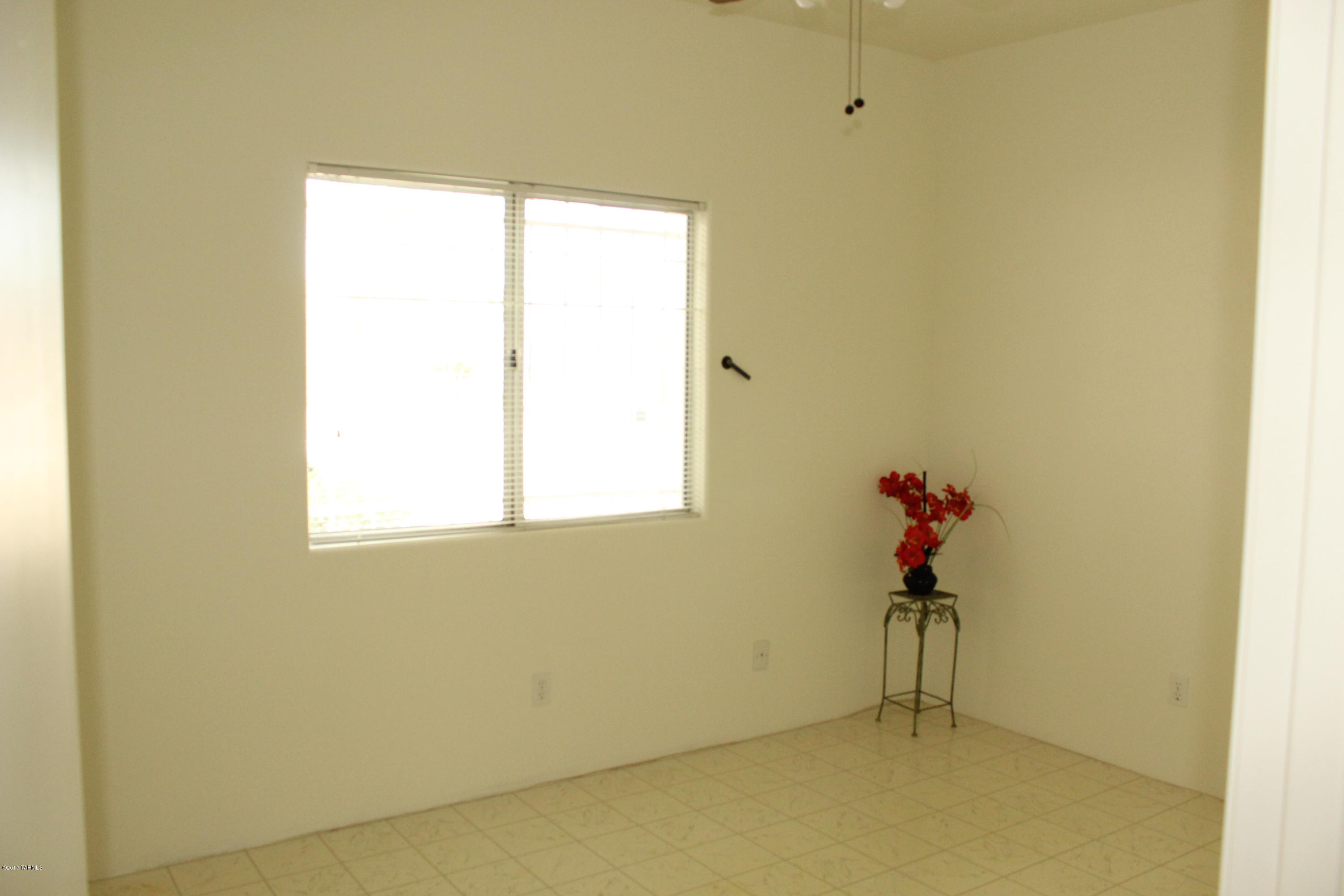 Casa Primera (1-111) - Residential