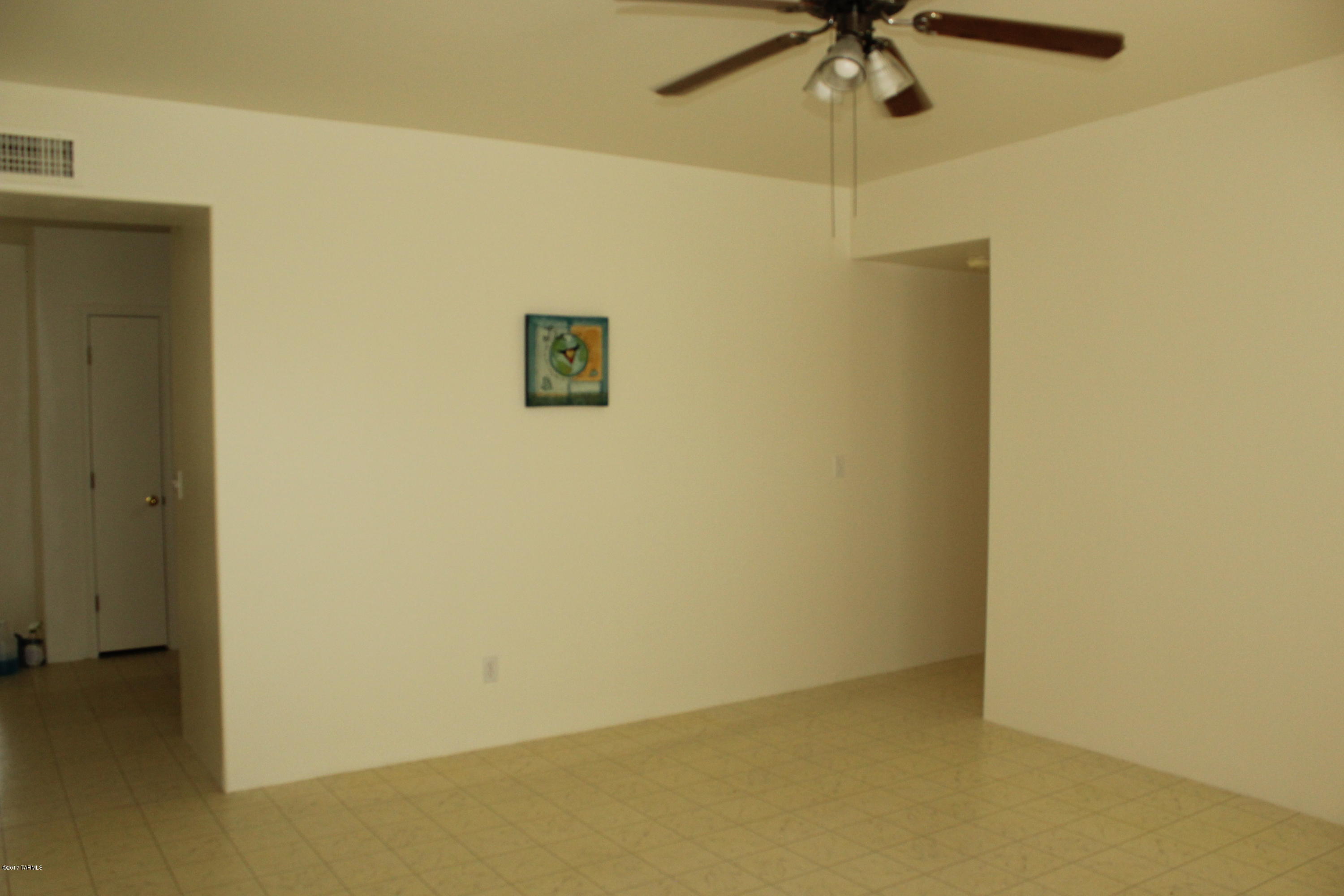 Casa Primera (1-111) - Residential