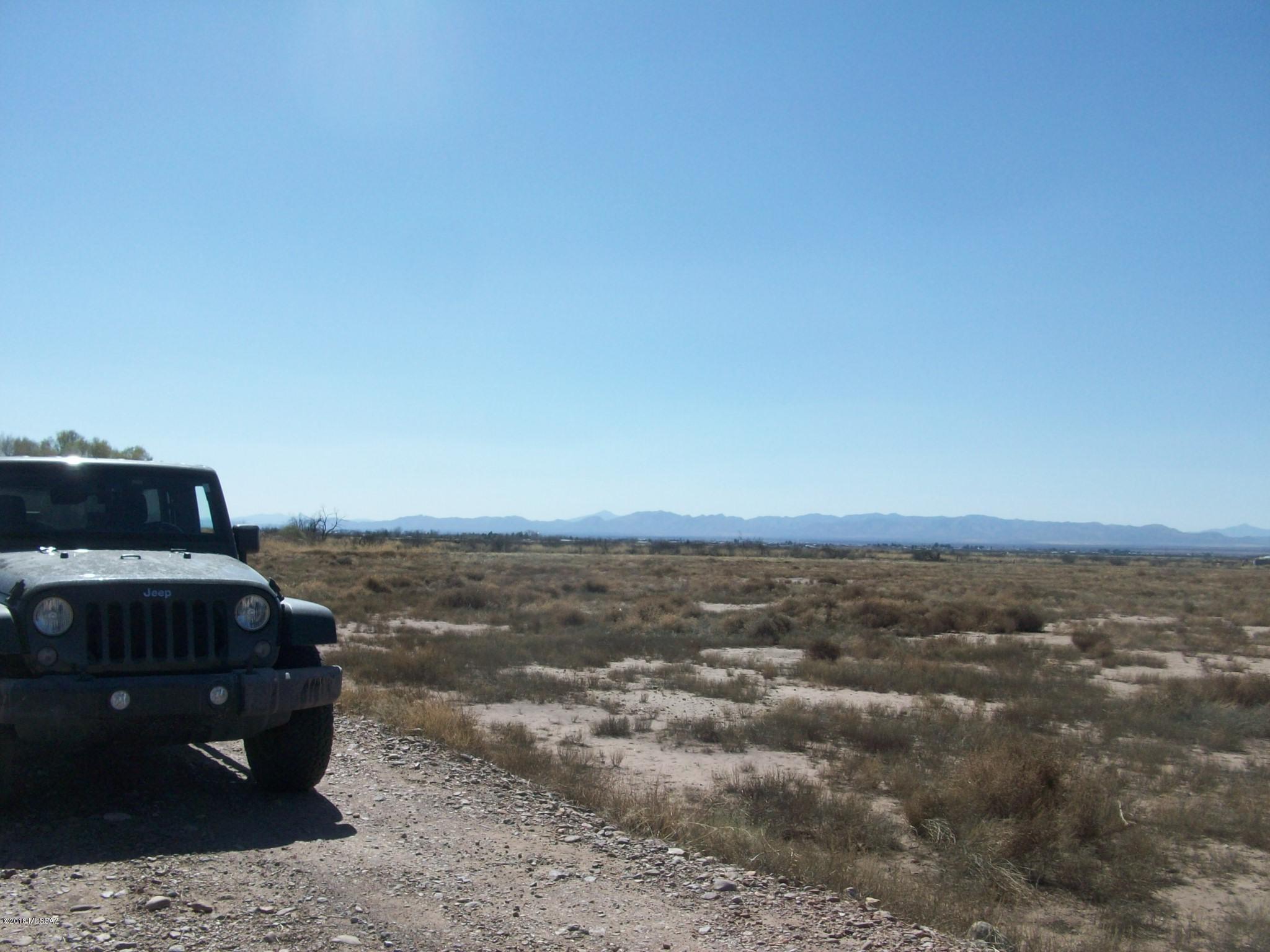 This is an 80 acre parcel in Cochise County - near Elfrida - The properties to the west are active agricultural farming areas - with circular irrigation and crops. Priced for quick sale.