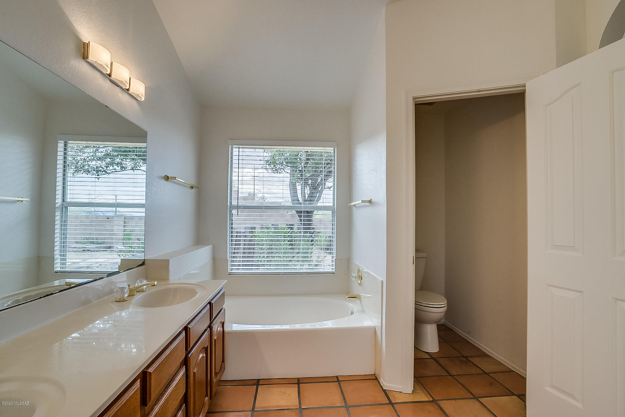 Canada Heights(1-68) - Residential