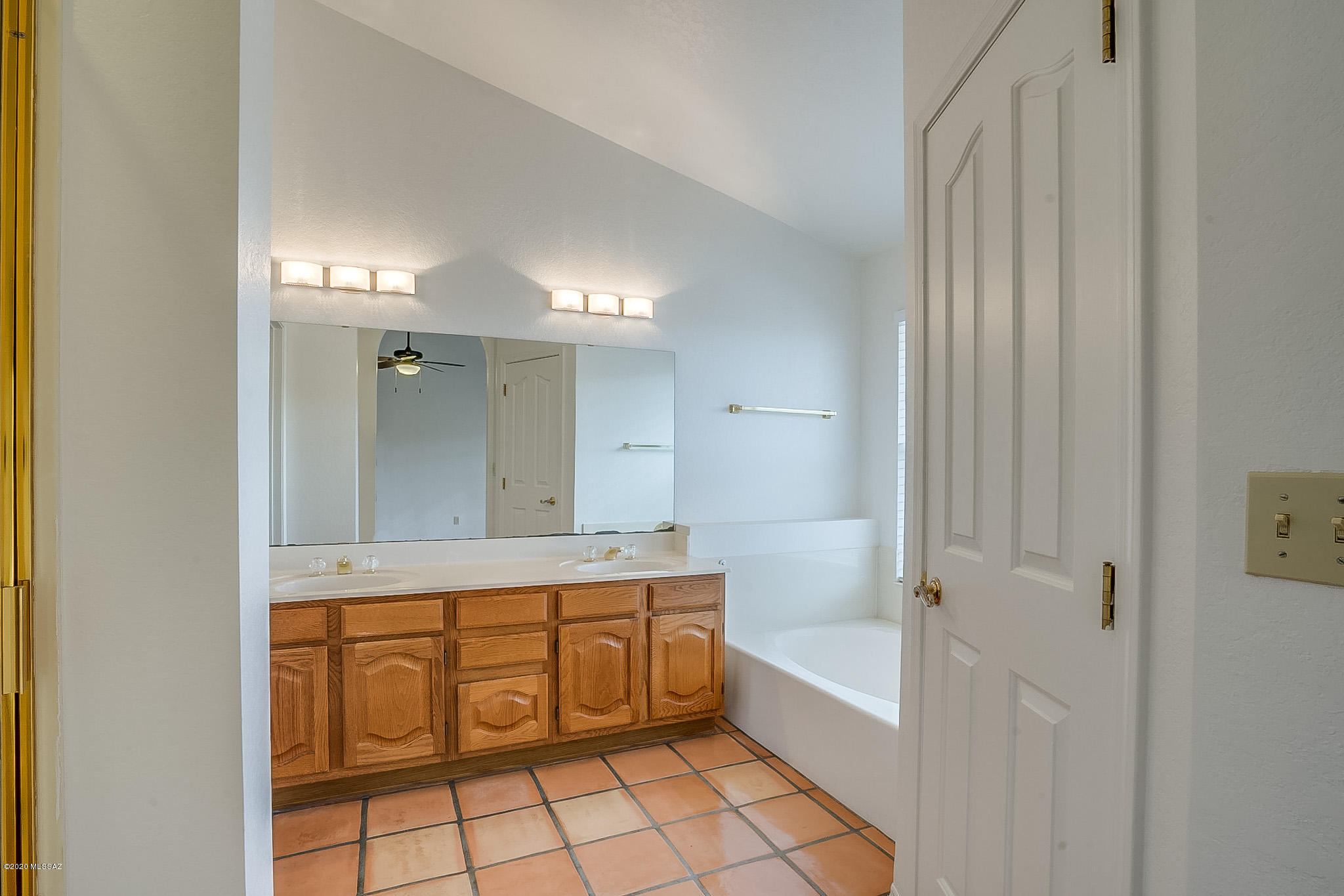 Canada Heights(1-68) - Residential