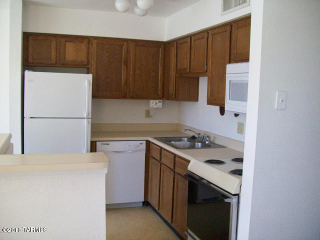 La Vida NO. II - Residential Lease