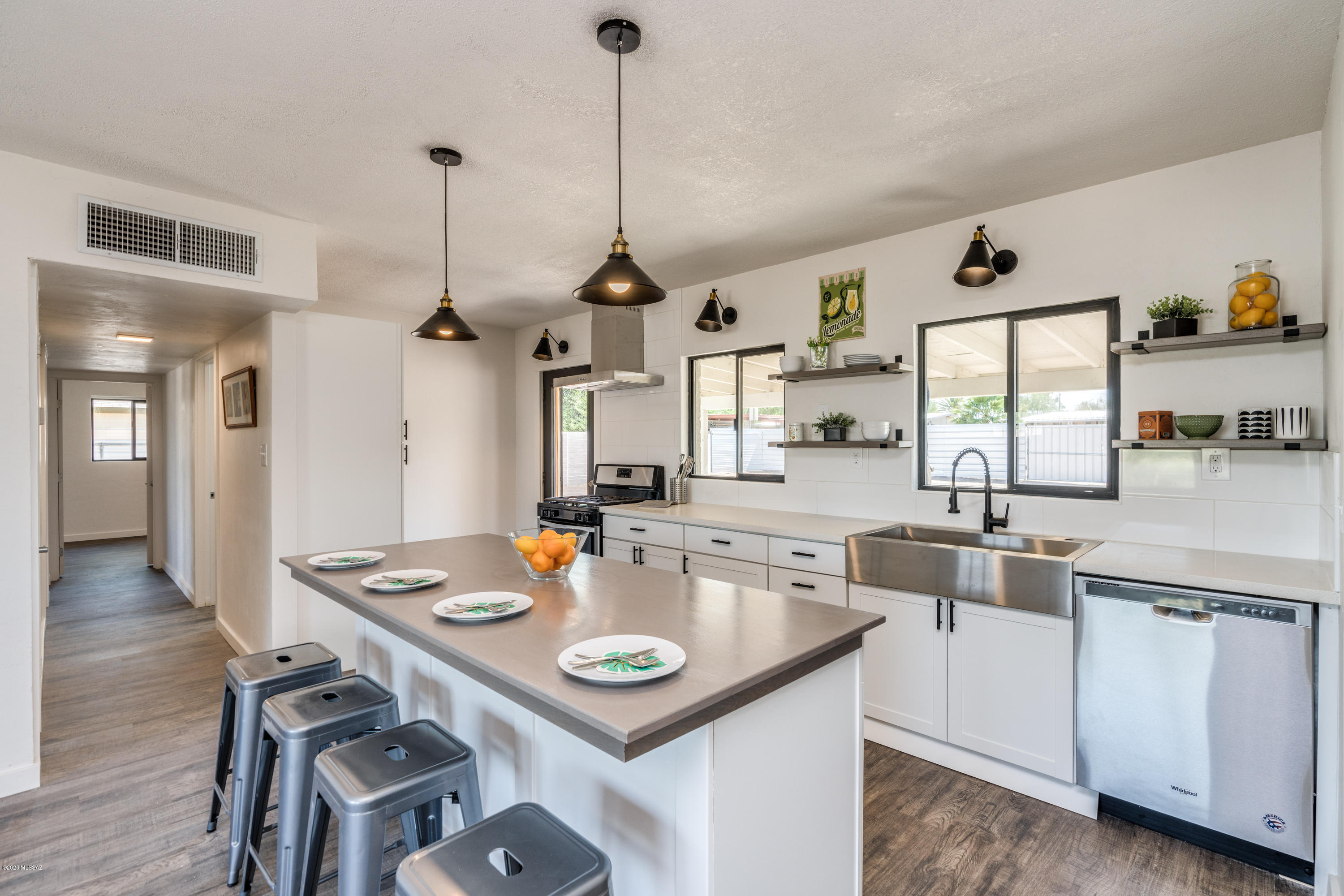 Del Monte Village - Residential