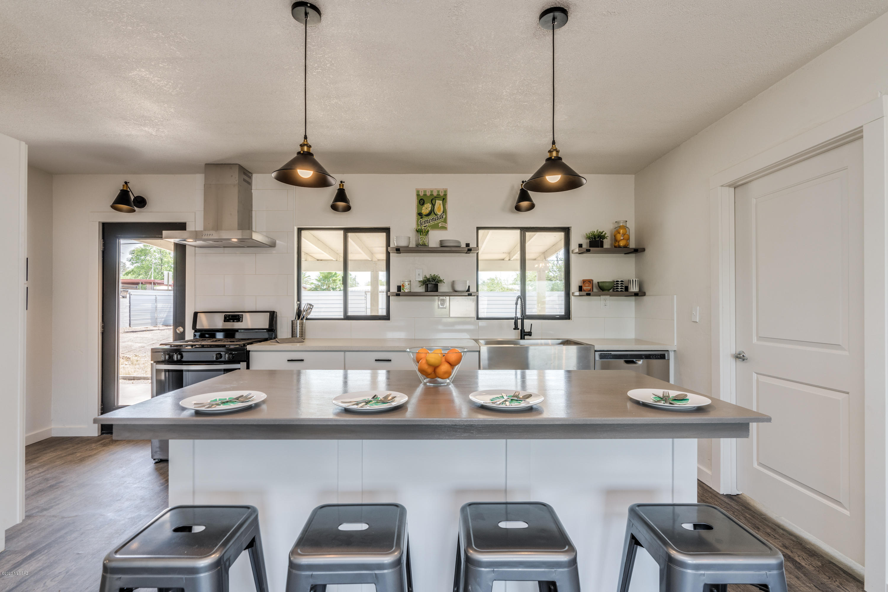 Del Monte Village - Residential