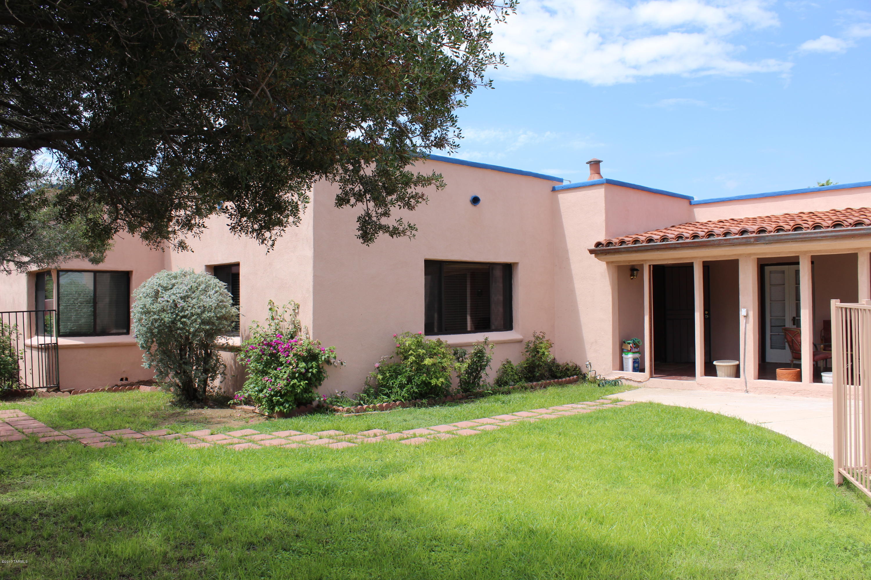 Mountain View Acre Farms - Residential
