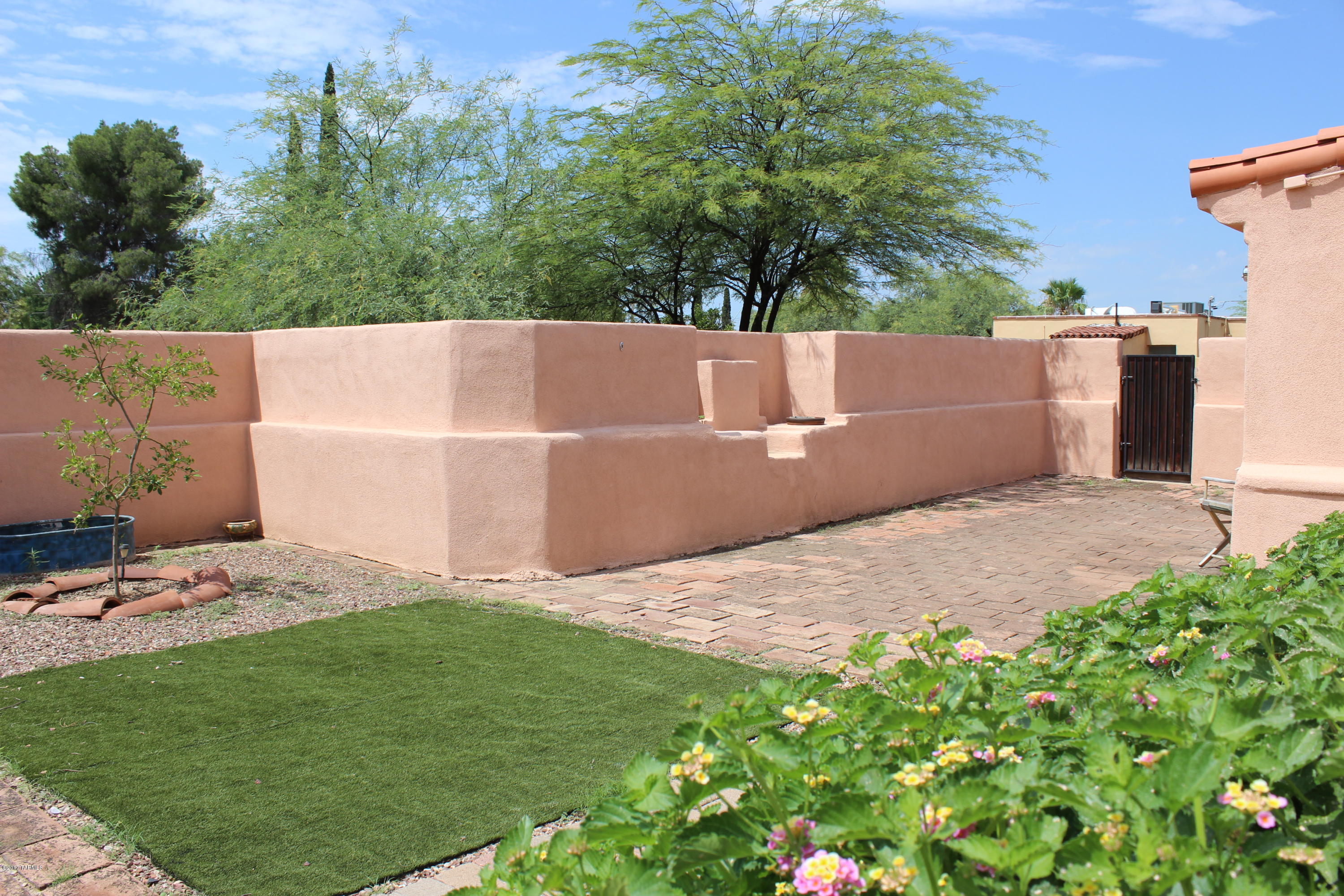 Mountain View Acre Farms - Residential