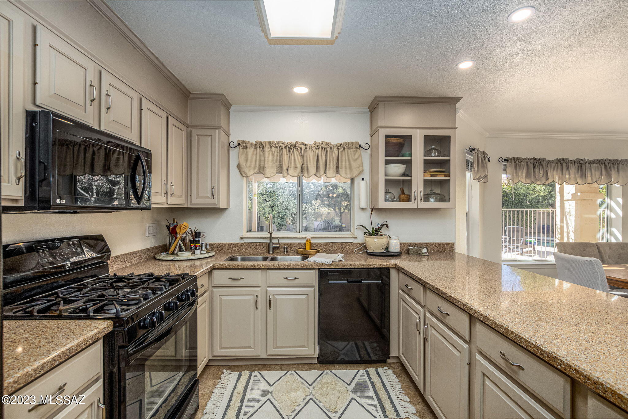 Richmond Place II (1-39) - Residential