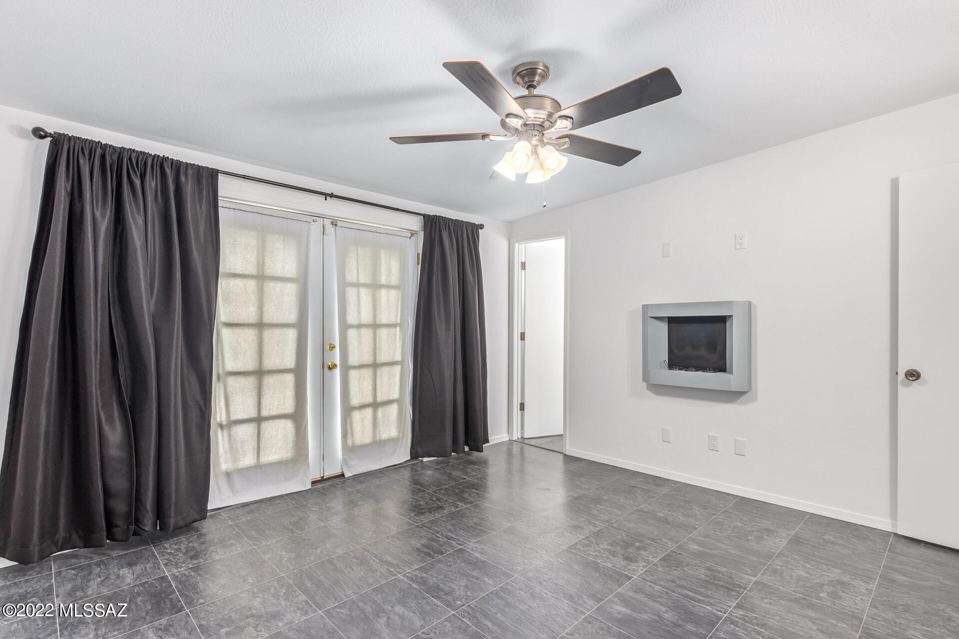 Pine Grove (171-383) - Residential