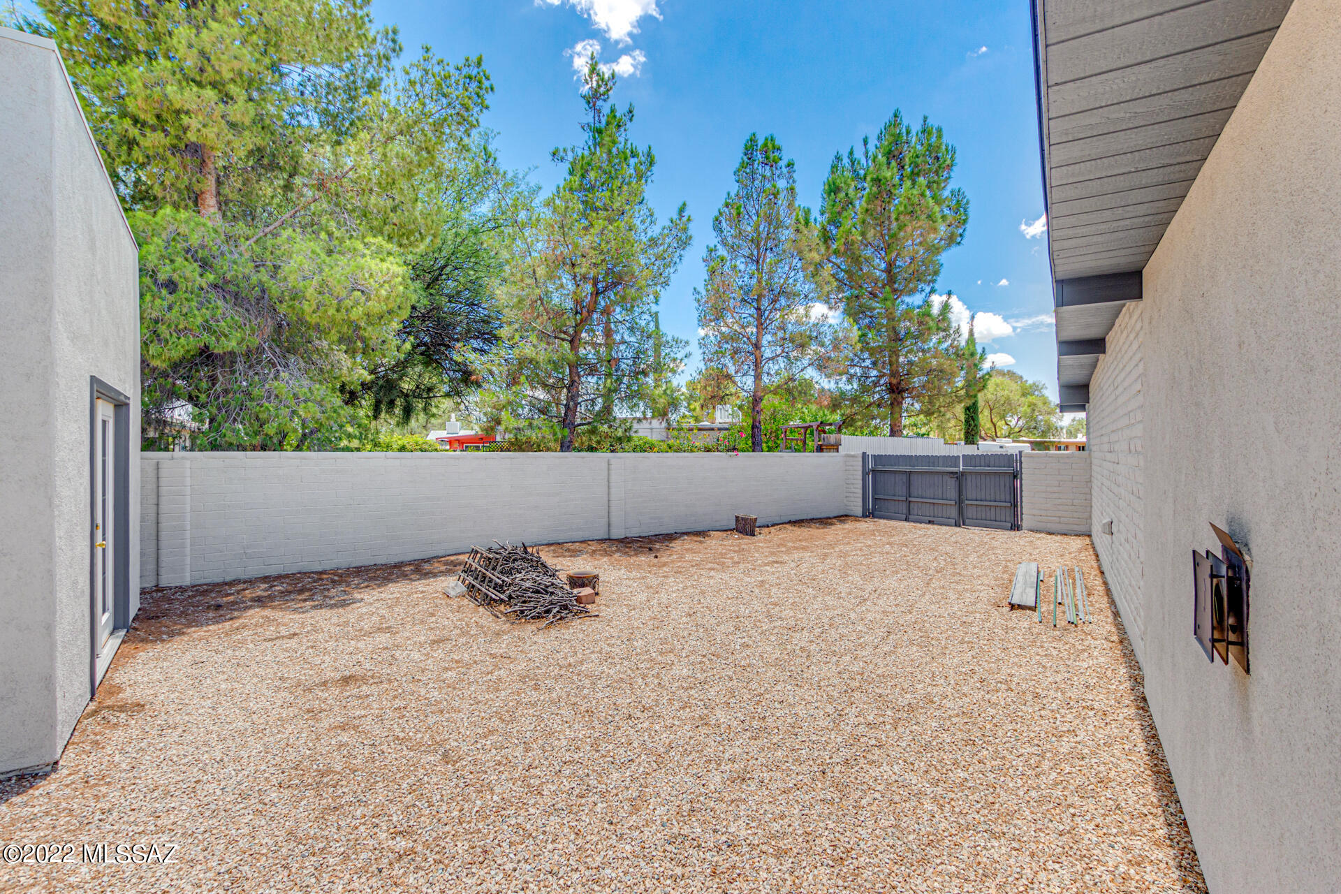 Pine Grove (171-383) - Residential