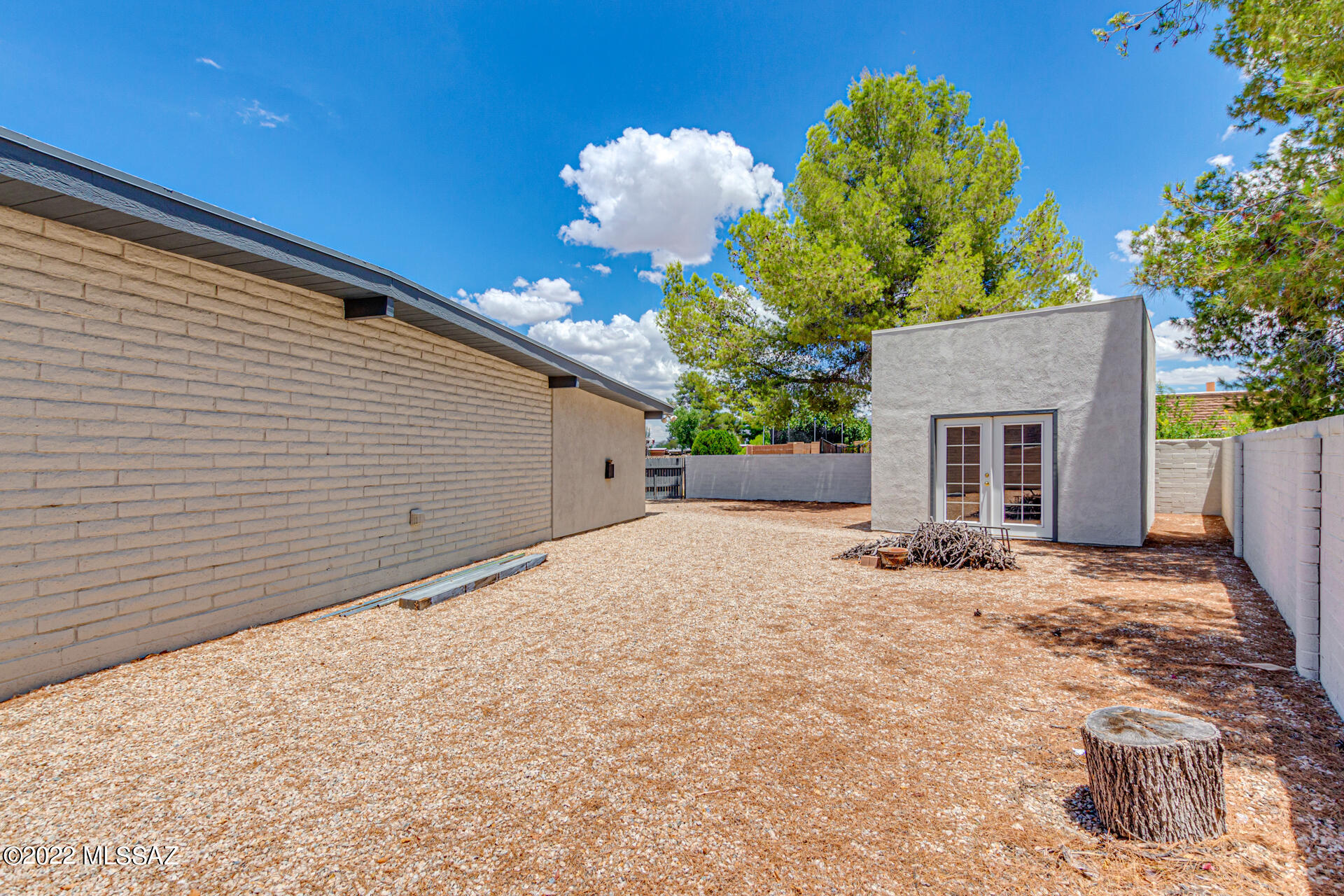 Pine Grove (171-383) - Residential