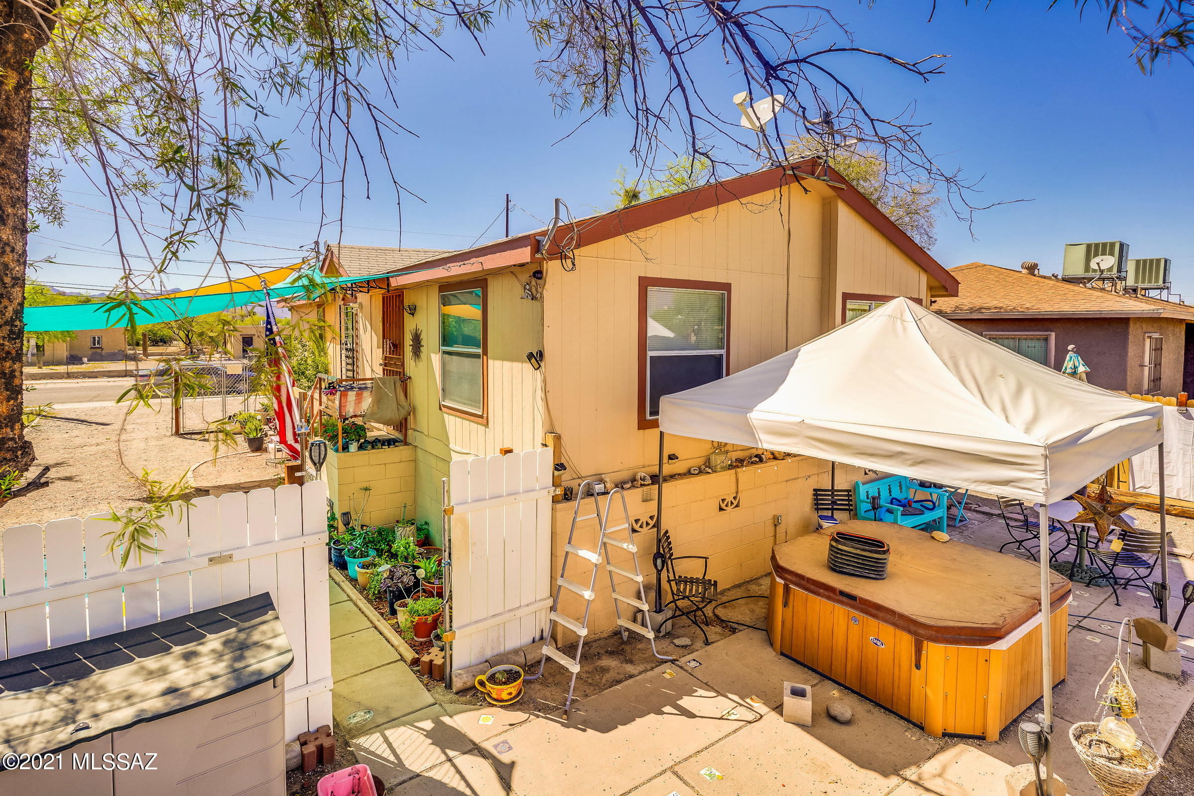 El Rio Acres - Residential