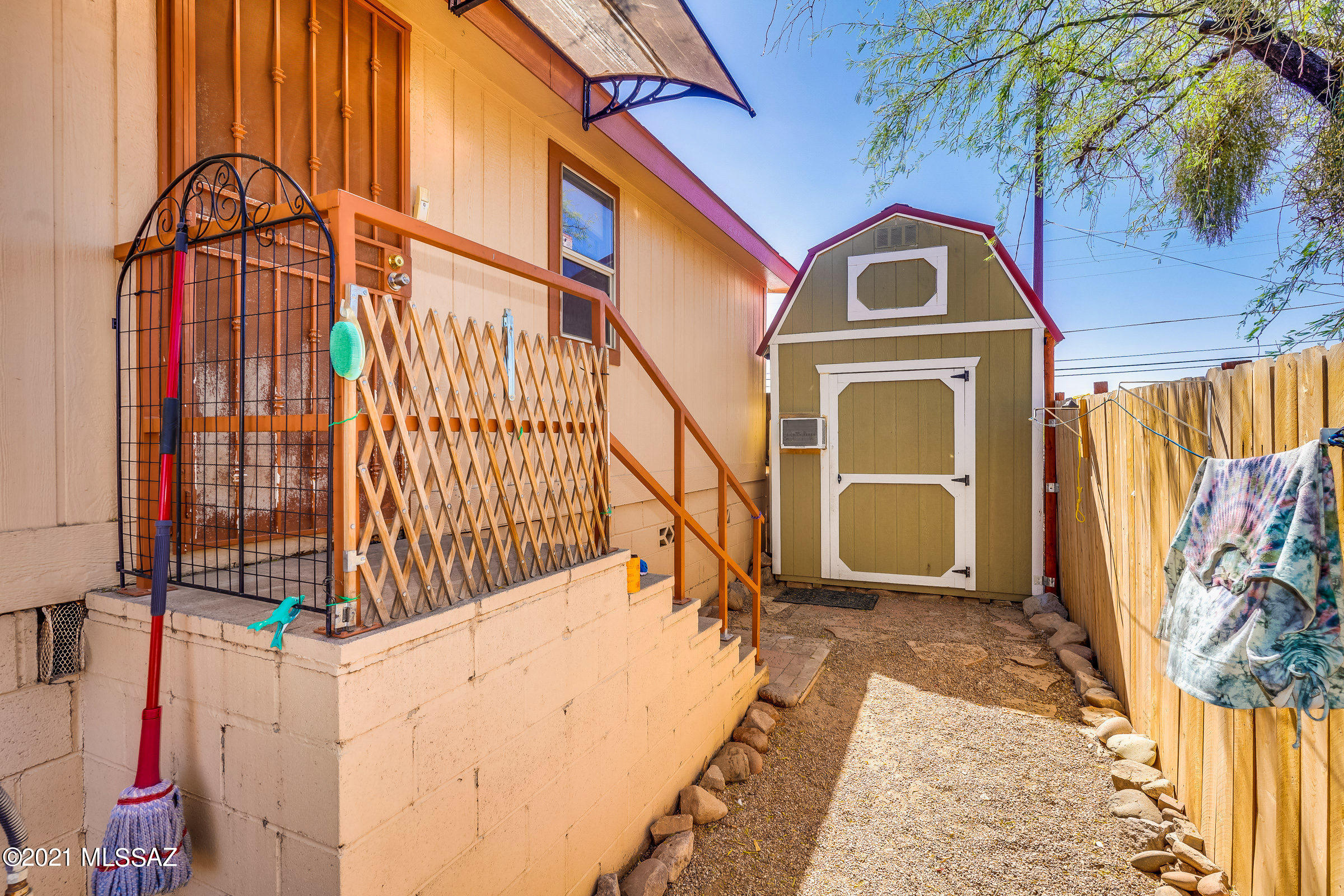 El Rio Acres - Residential