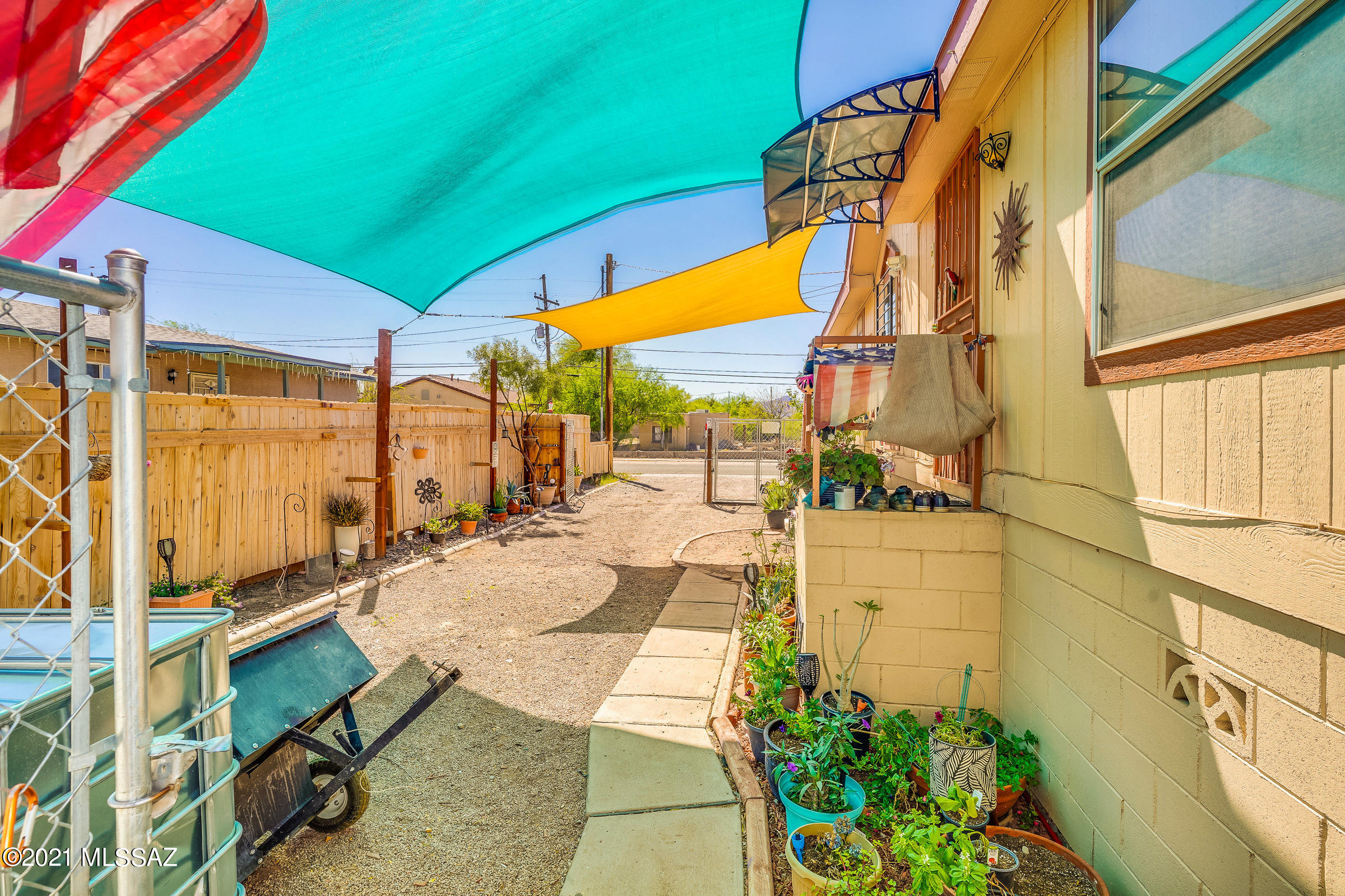 El Rio Acres - Residential