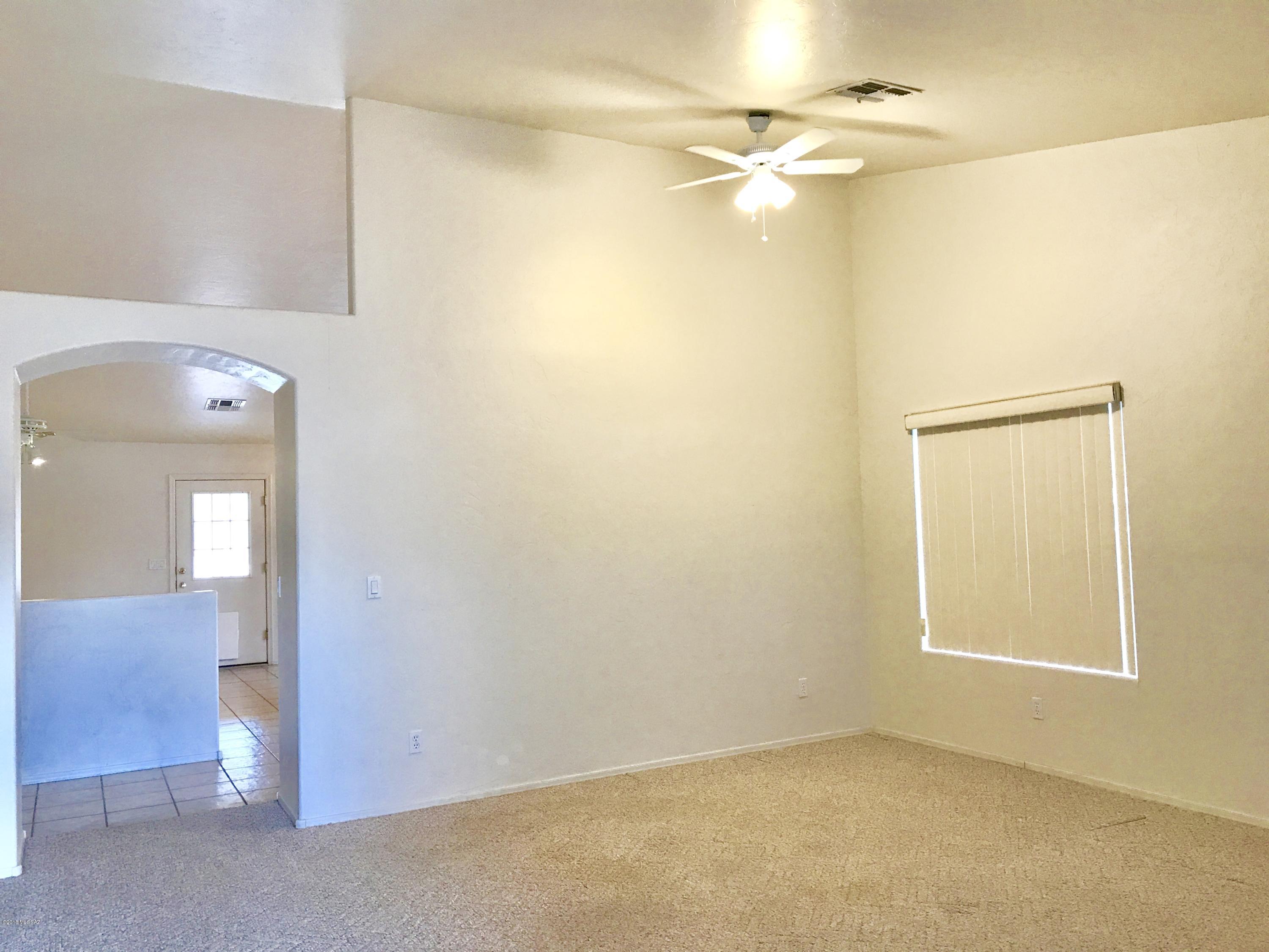 Thornydale Terrace(1-104) - Residential
