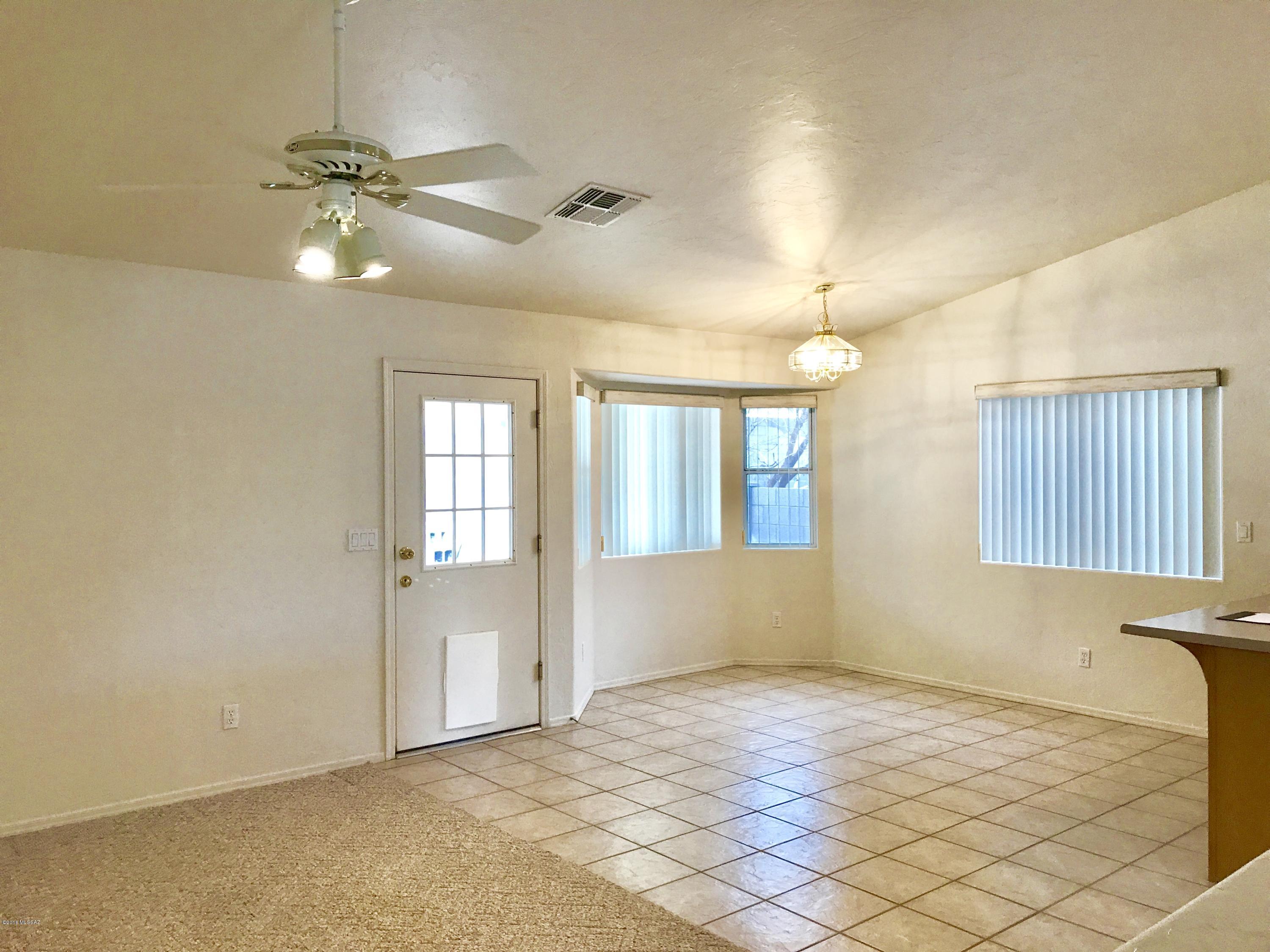 Thornydale Terrace(1-104) - Residential