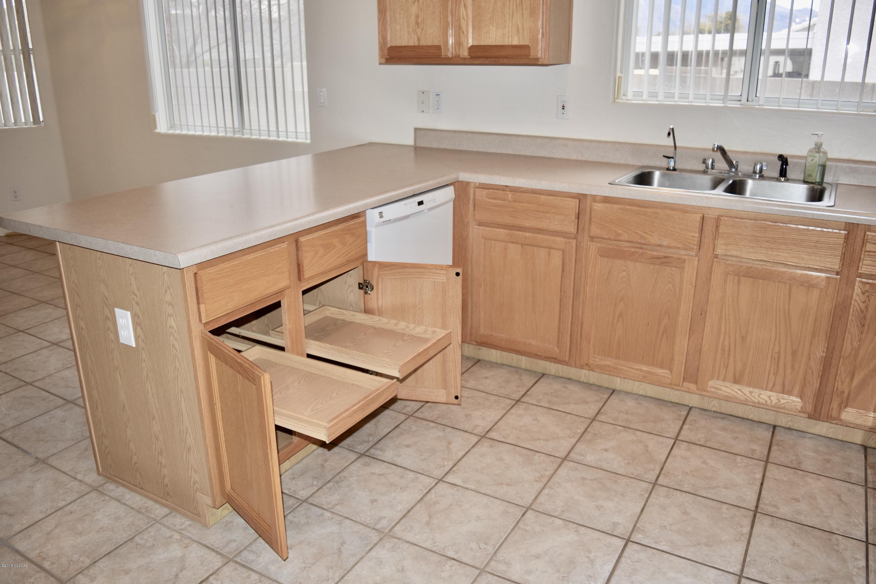 Thornydale Terrace(1-104) - Residential