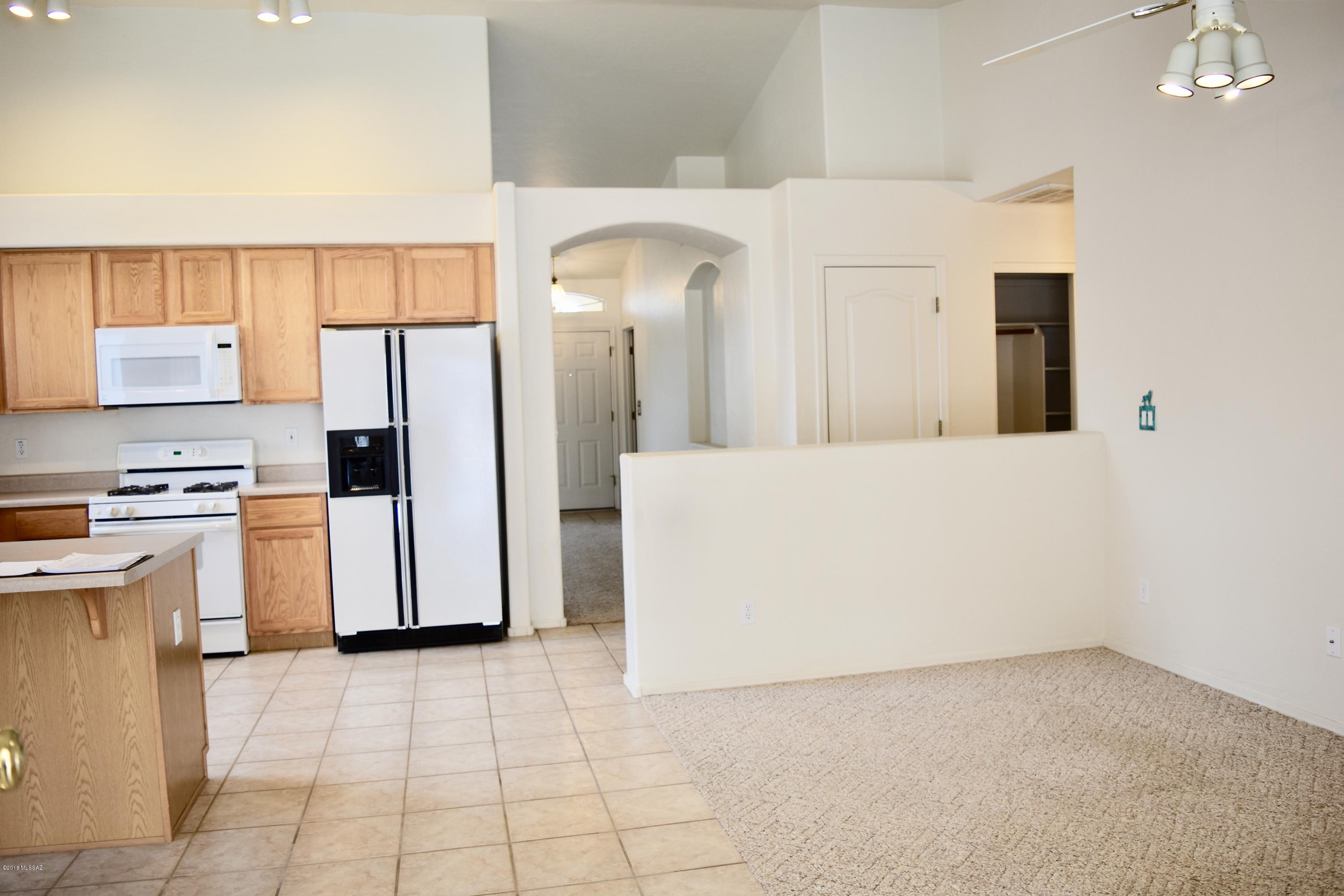 Thornydale Terrace(1-104) - Residential