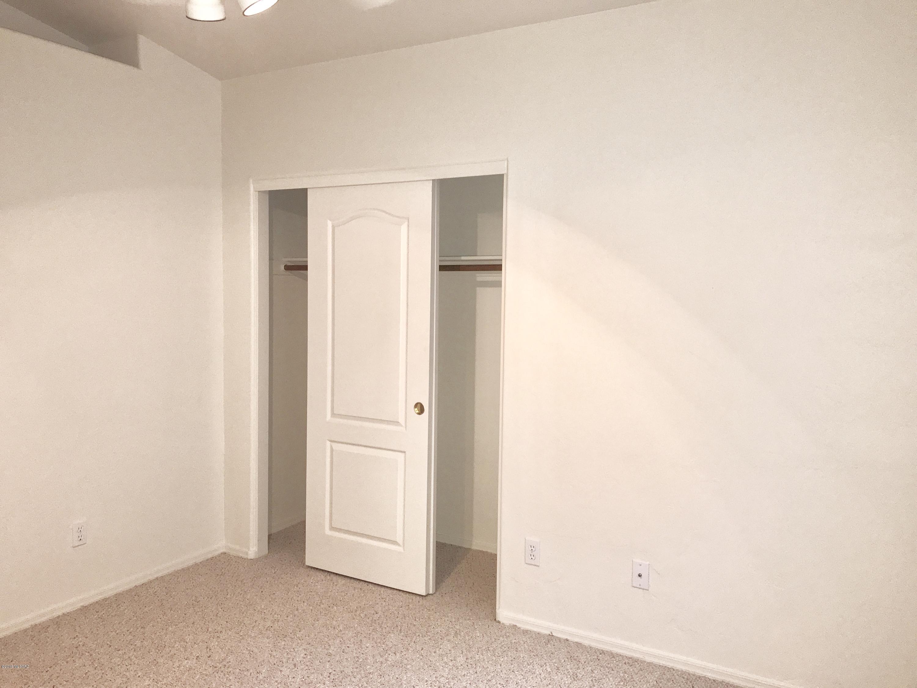 Thornydale Terrace(1-104) - Residential