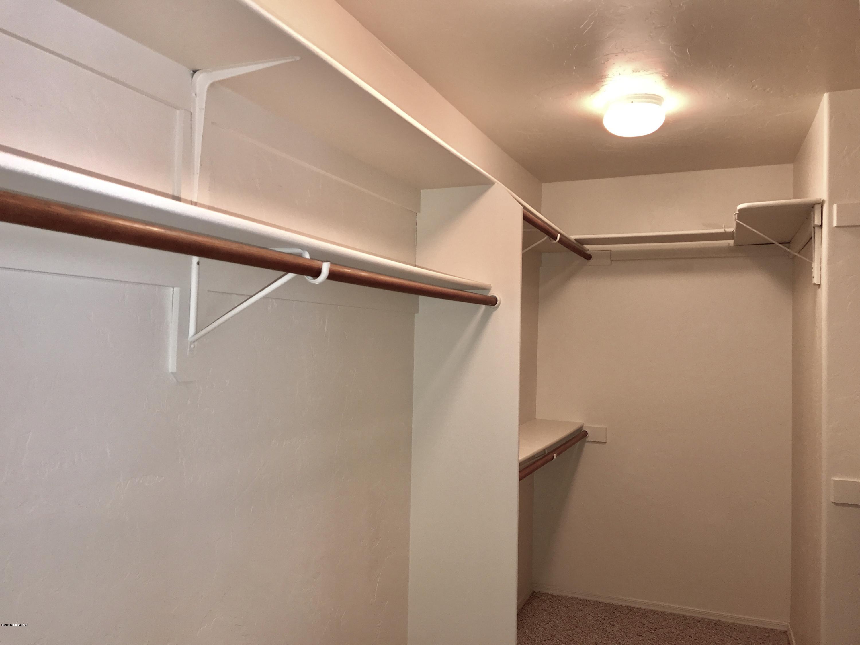 Thornydale Terrace(1-104) - Residential