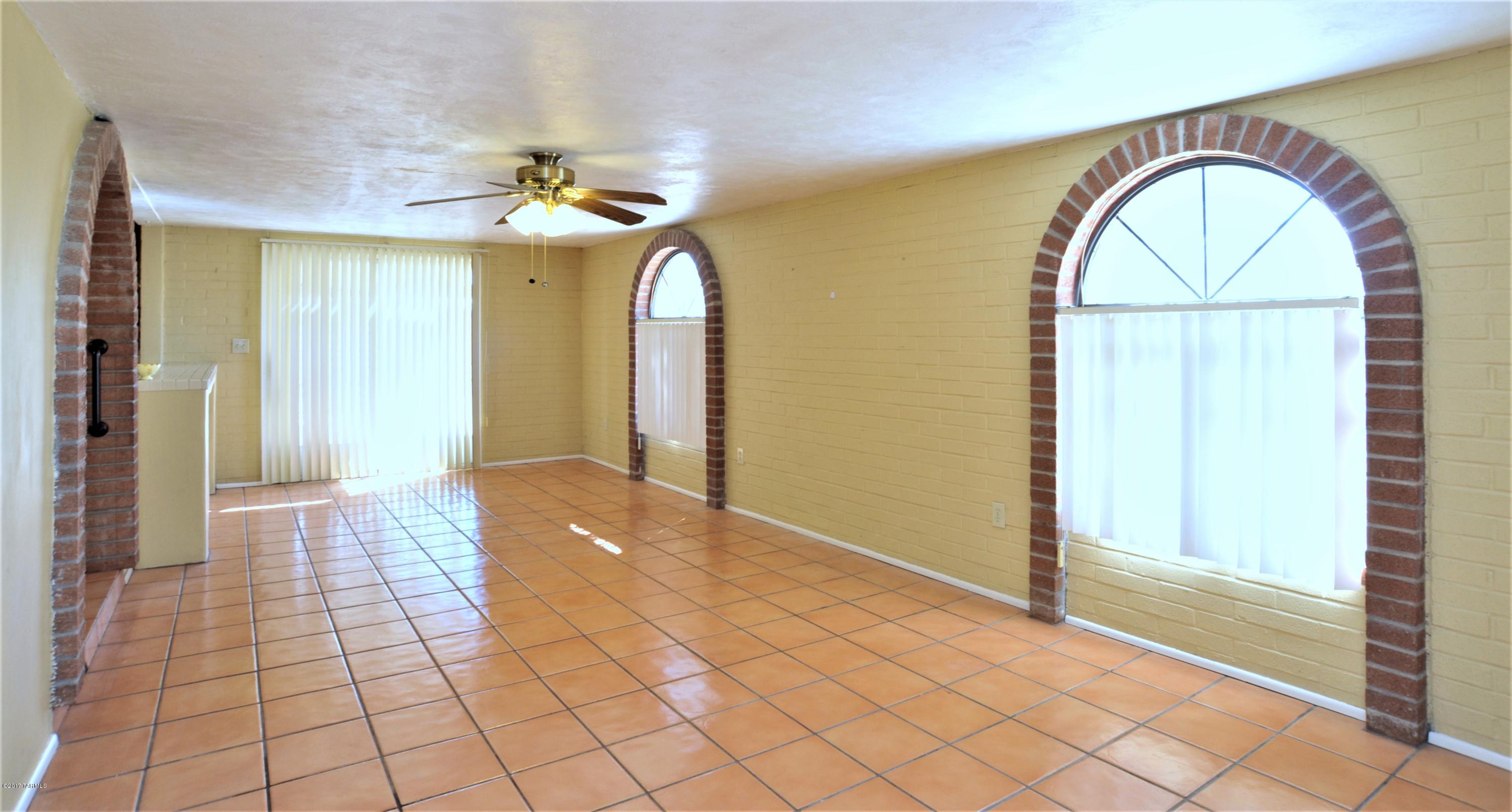 Fiesta Park - Residential