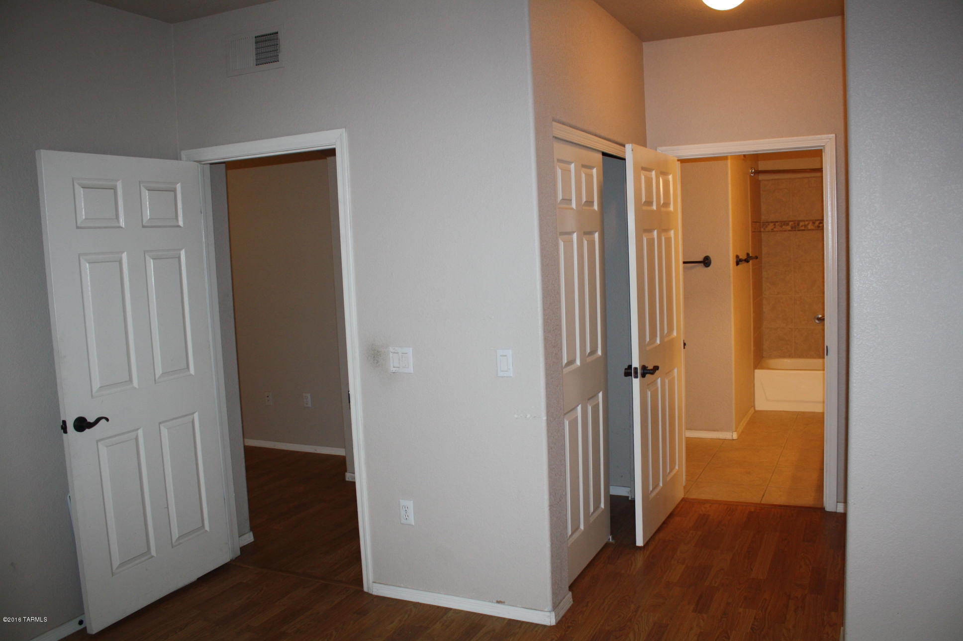 Pinnacle Canyon Condominium - Residential Lease
